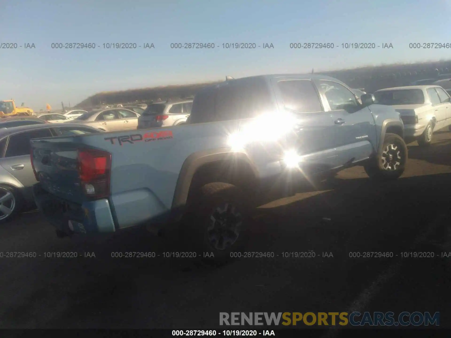 4 Photograph of a damaged car 3TMDZ5BN6KM075539 TOYOTA TACOMA 4WD 2019