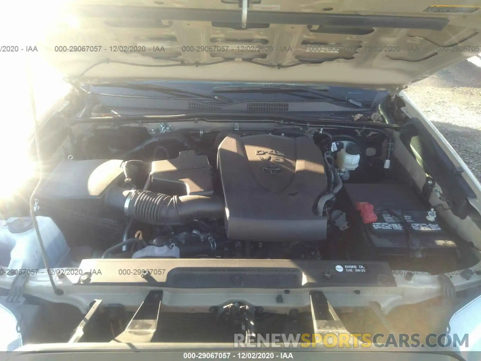 10 Photograph of a damaged car 3TMDZ5BN6KM077694 TOYOTA TACOMA 4WD 2019