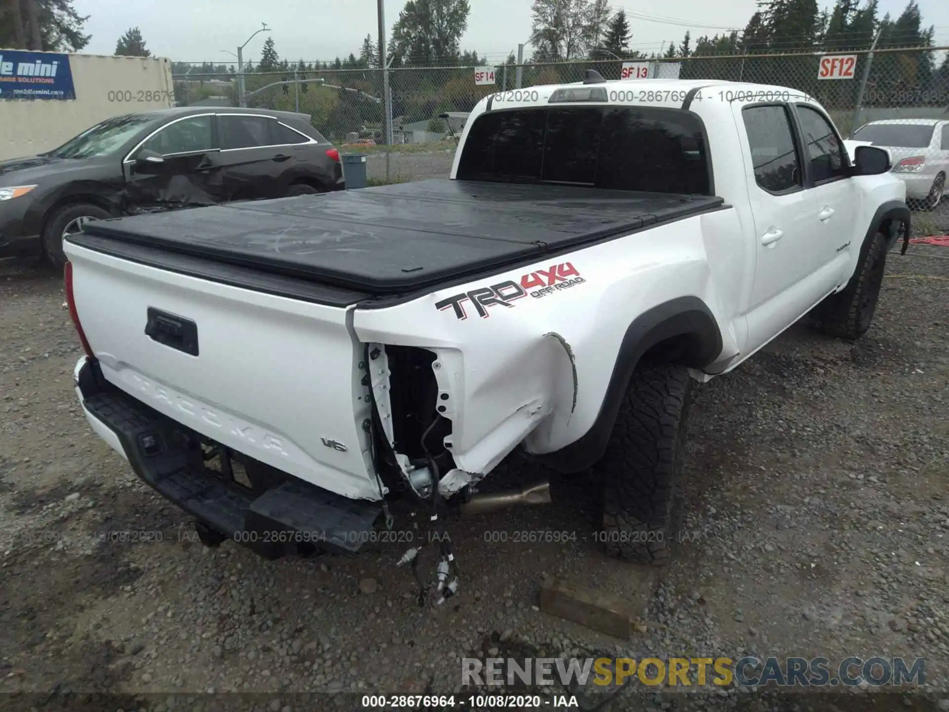 4 Photograph of a damaged car 3TMDZ5BN7KM063142 TOYOTA TACOMA 4WD 2019