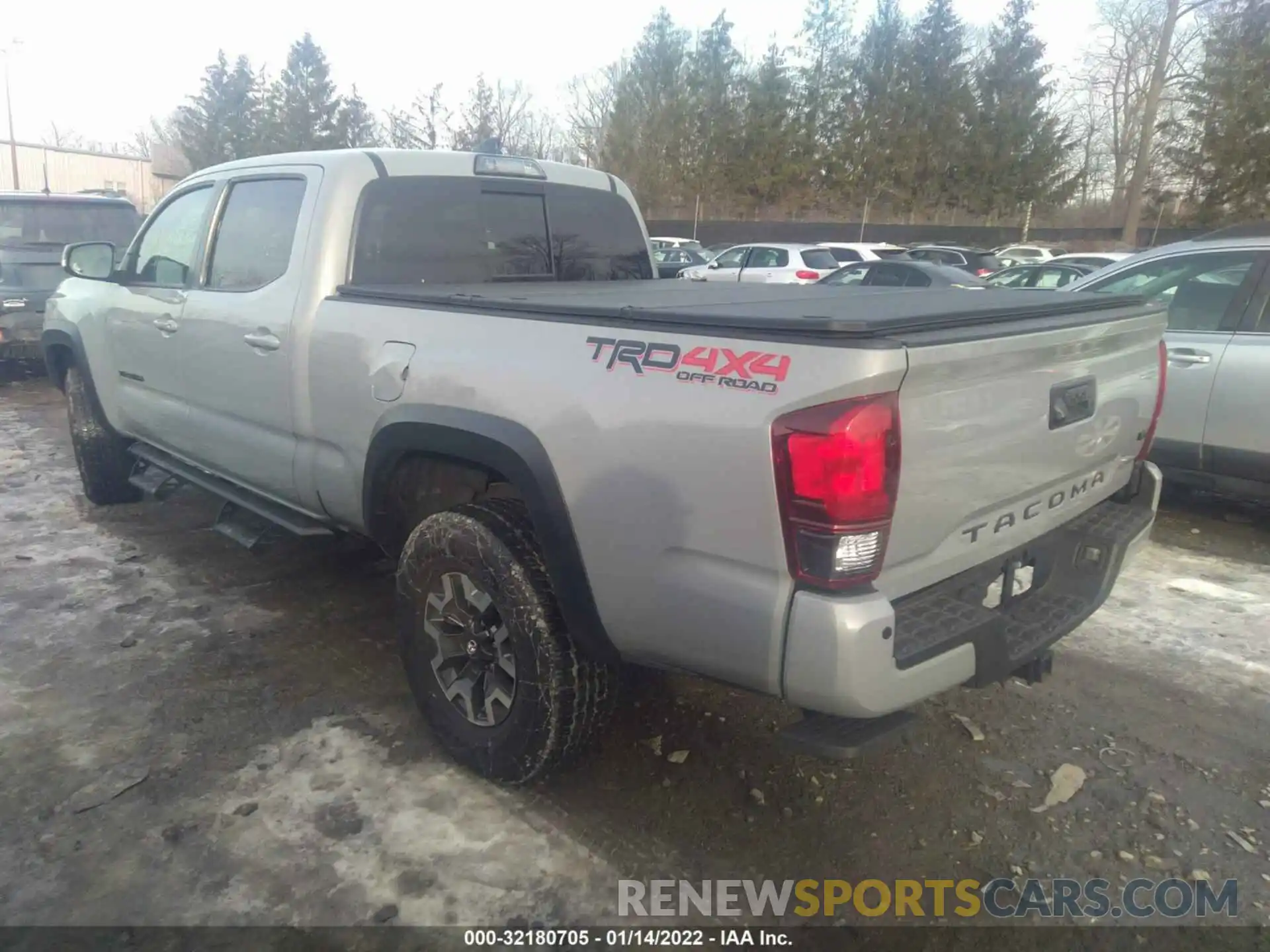 3 Photograph of a damaged car 3TMDZ5BN7KM065070 TOYOTA TACOMA 4WD 2019