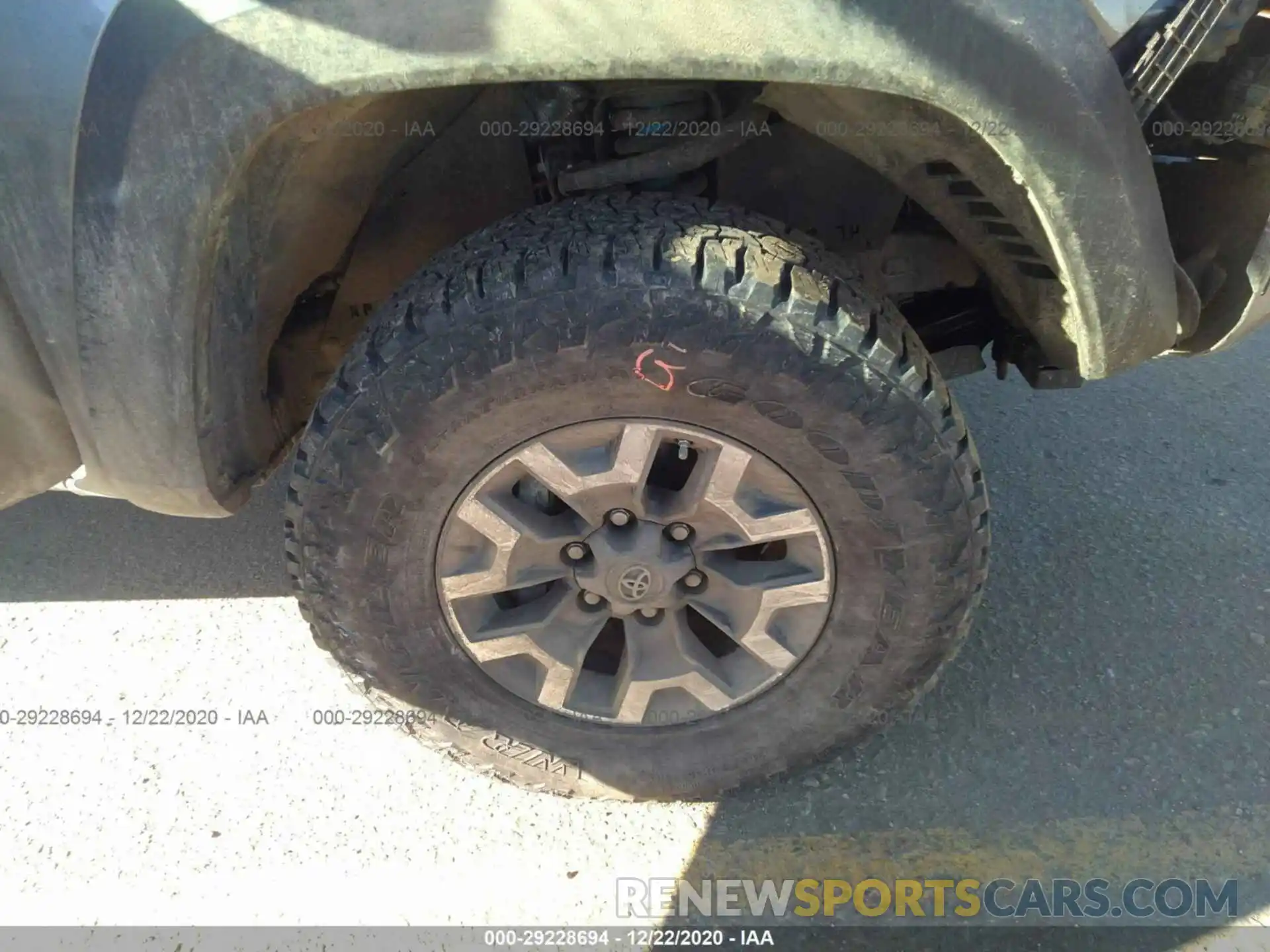 13 Photograph of a damaged car 3TMDZ5BN7KM073265 TOYOTA TACOMA 4WD 2019