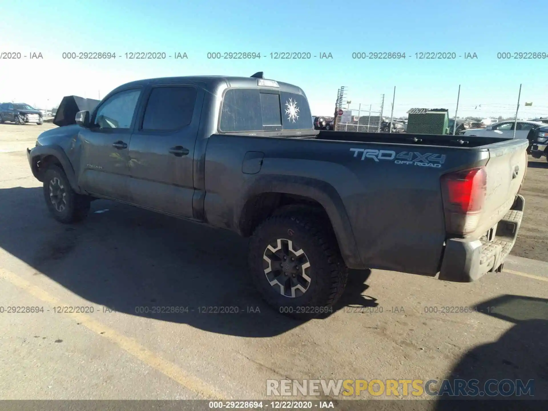 3 Photograph of a damaged car 3TMDZ5BN7KM073265 TOYOTA TACOMA 4WD 2019