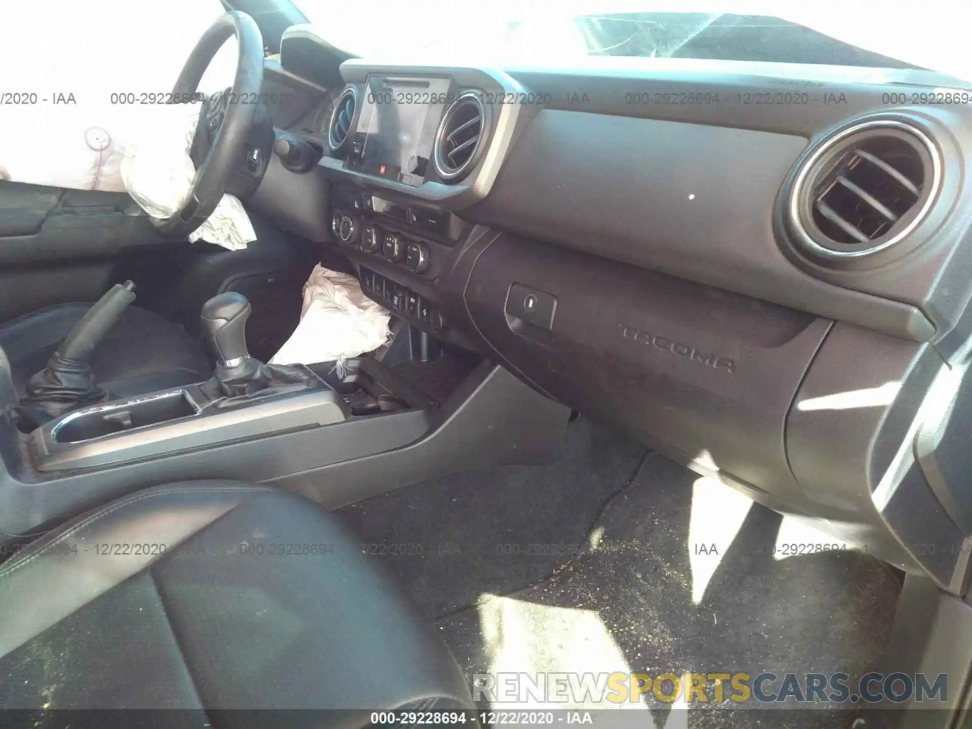 5 Photograph of a damaged car 3TMDZ5BN7KM073265 TOYOTA TACOMA 4WD 2019