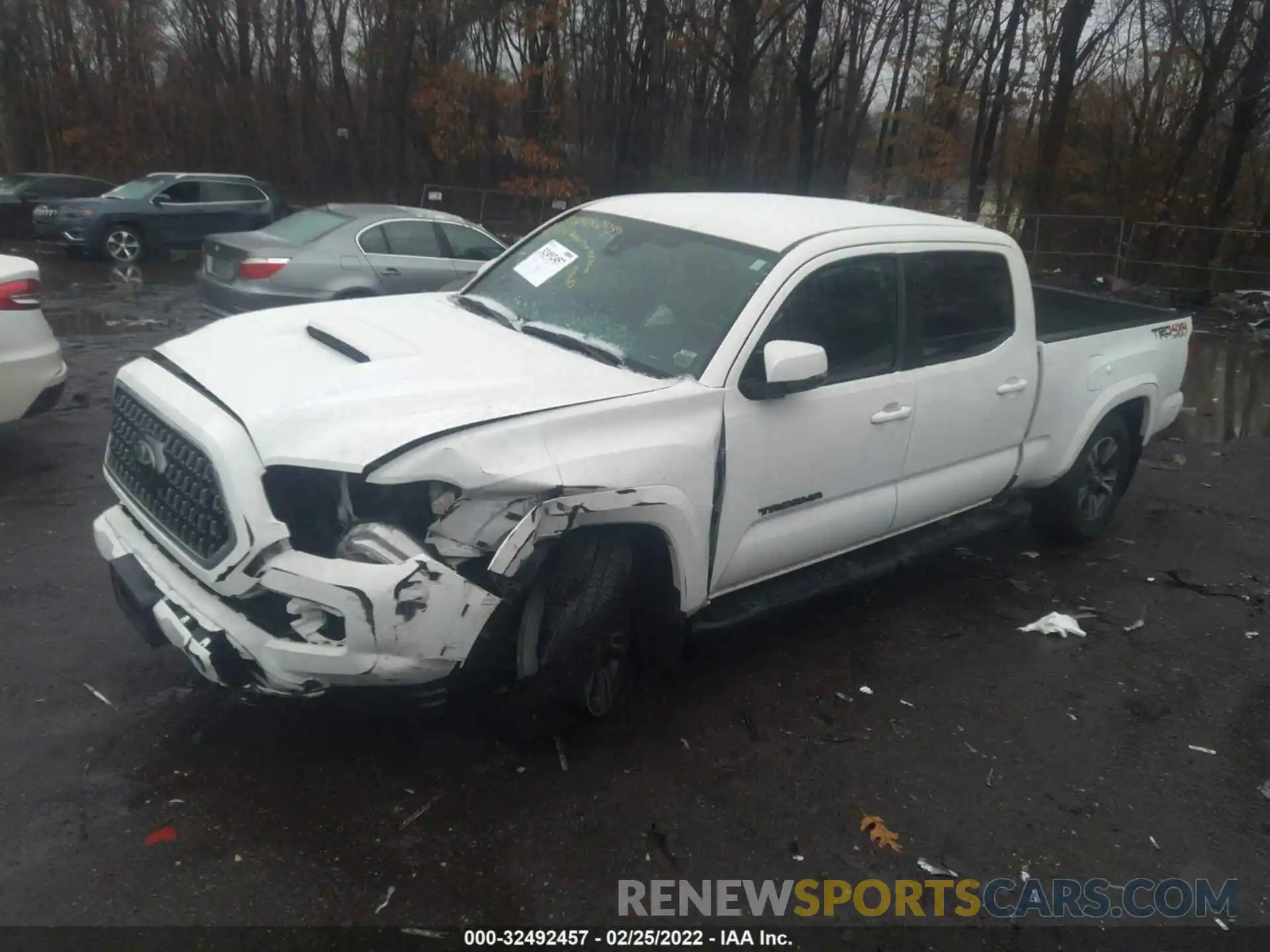 2 Photograph of a damaged car 3TMDZ5BN7KM073377 TOYOTA TACOMA 4WD 2019