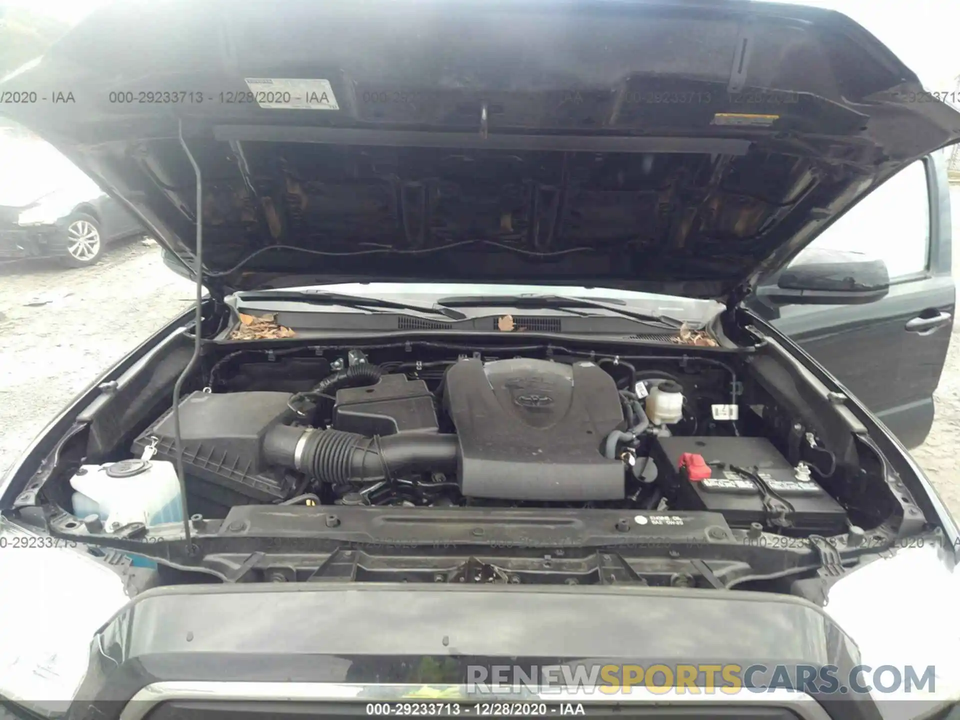 10 Photograph of a damaged car 3TMDZ5BN7KM074772 TOYOTA TACOMA 4WD 2019