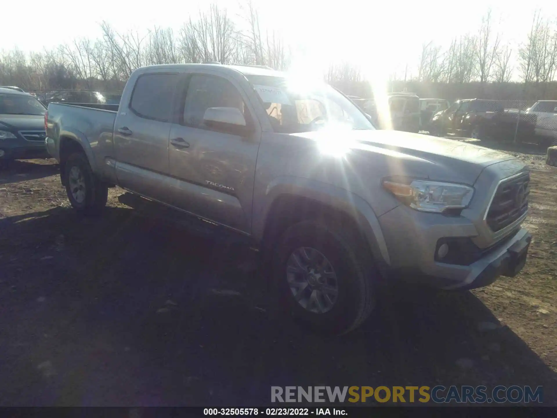 1 Photograph of a damaged car 3TMDZ5BN7KM075047 TOYOTA TACOMA 4WD 2019