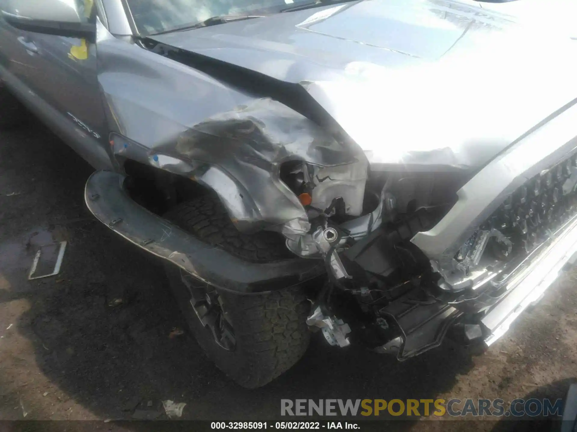 6 Photograph of a damaged car 3TMDZ5BN8KM056135 TOYOTA TACOMA 4WD 2019