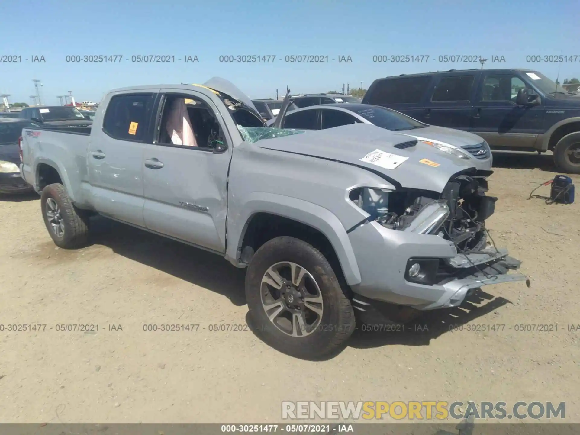 1 Photograph of a damaged car 3TMDZ5BN8KM067152 TOYOTA TACOMA 4WD 2019