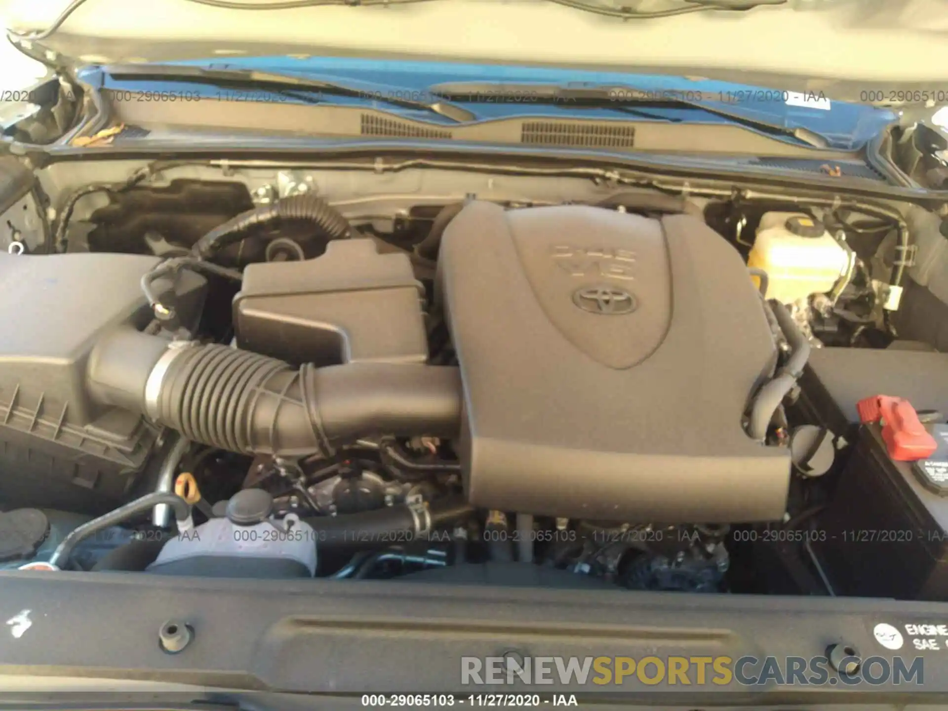 10 Photograph of a damaged car 3TMDZ5BN8KM074022 TOYOTA TACOMA 4WD 2019