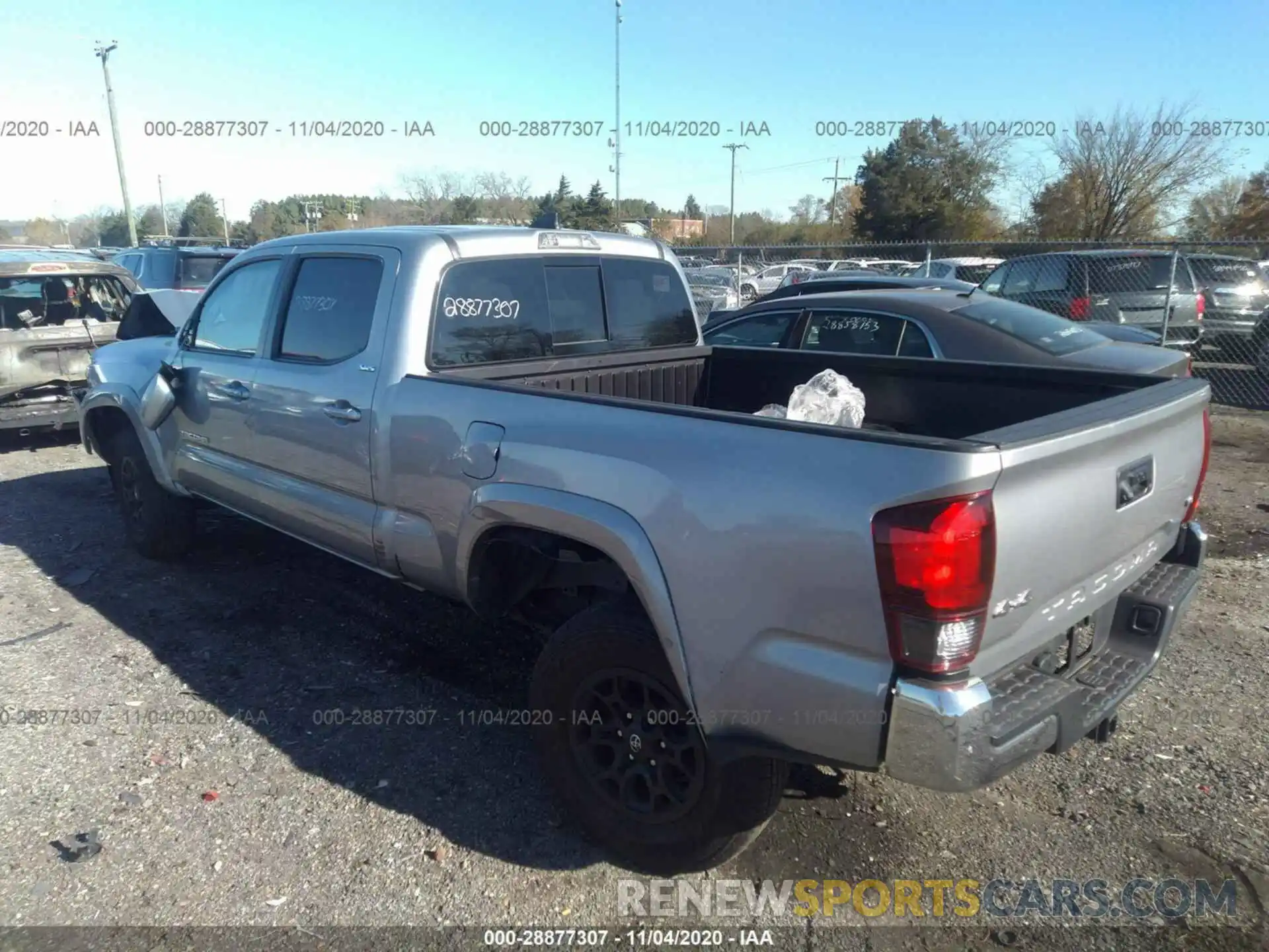 3 Photograph of a damaged car 3TMDZ5BN8KM075820 TOYOTA TACOMA 4WD 2019