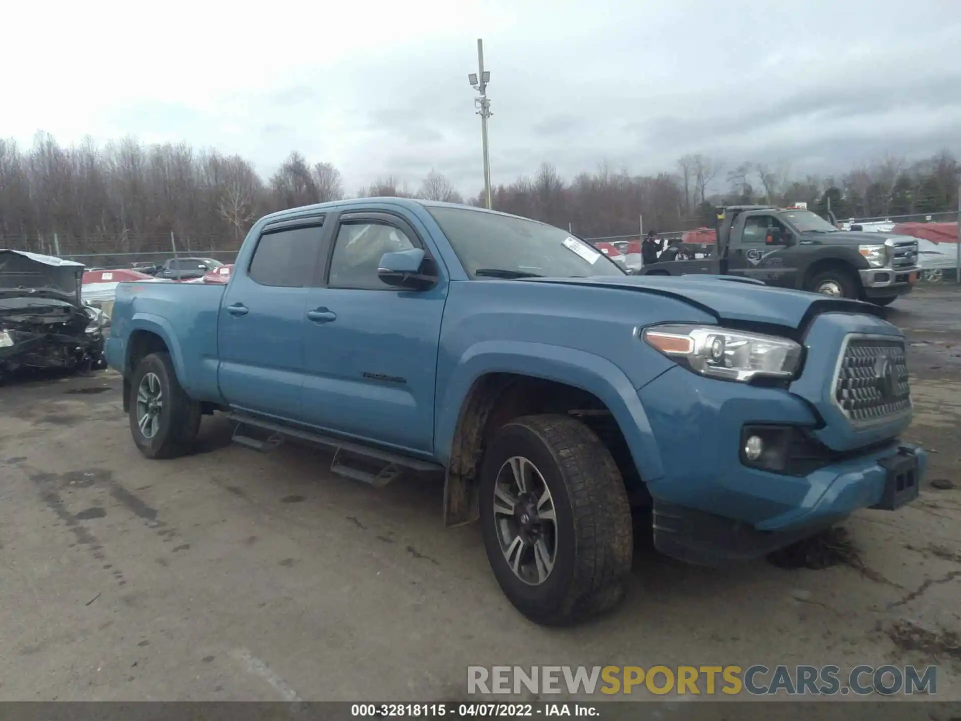 1 Photograph of a damaged car 3TMDZ5BN9KM060582 TOYOTA TACOMA 4WD 2019