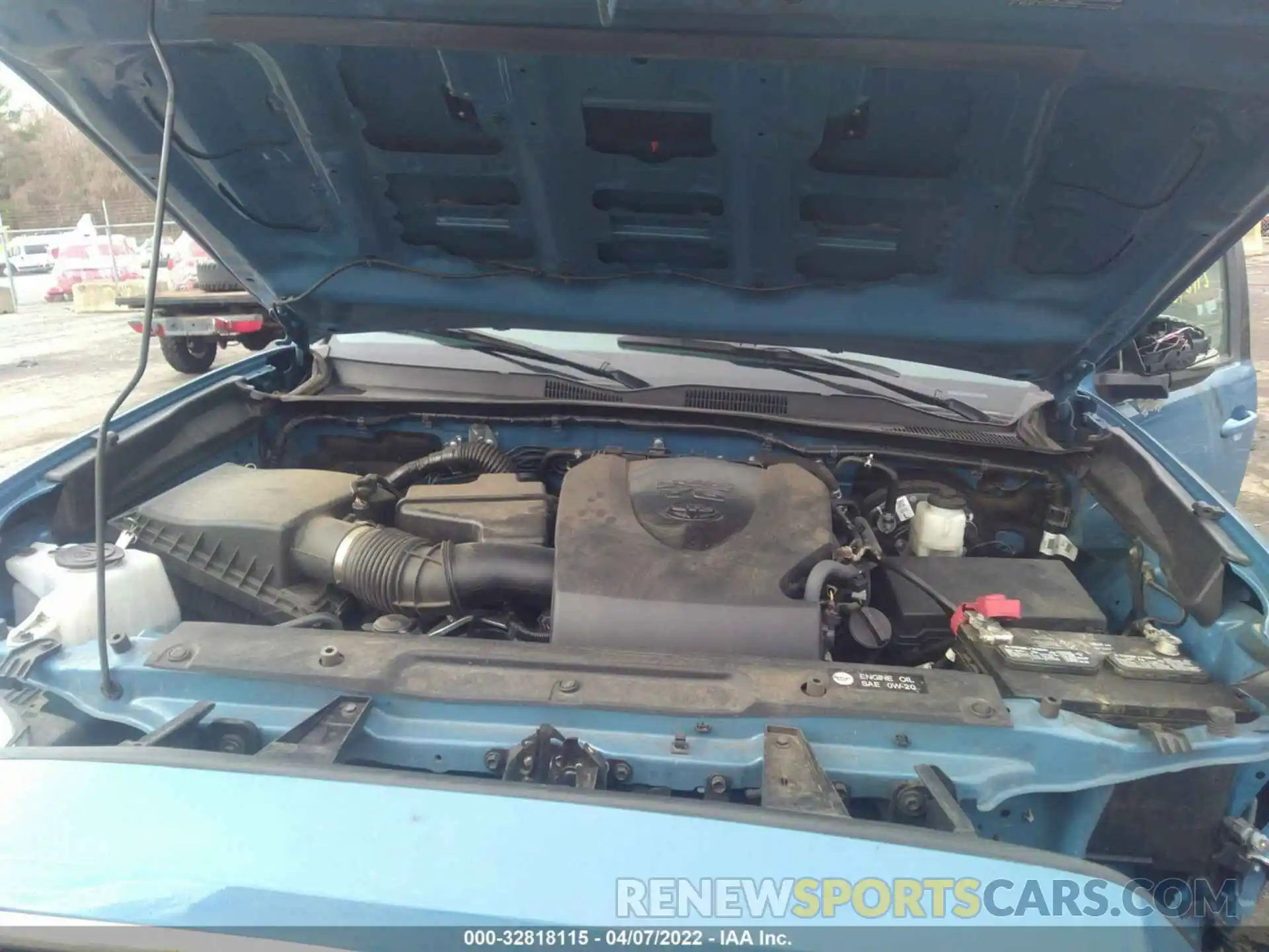 10 Photograph of a damaged car 3TMDZ5BN9KM060582 TOYOTA TACOMA 4WD 2019