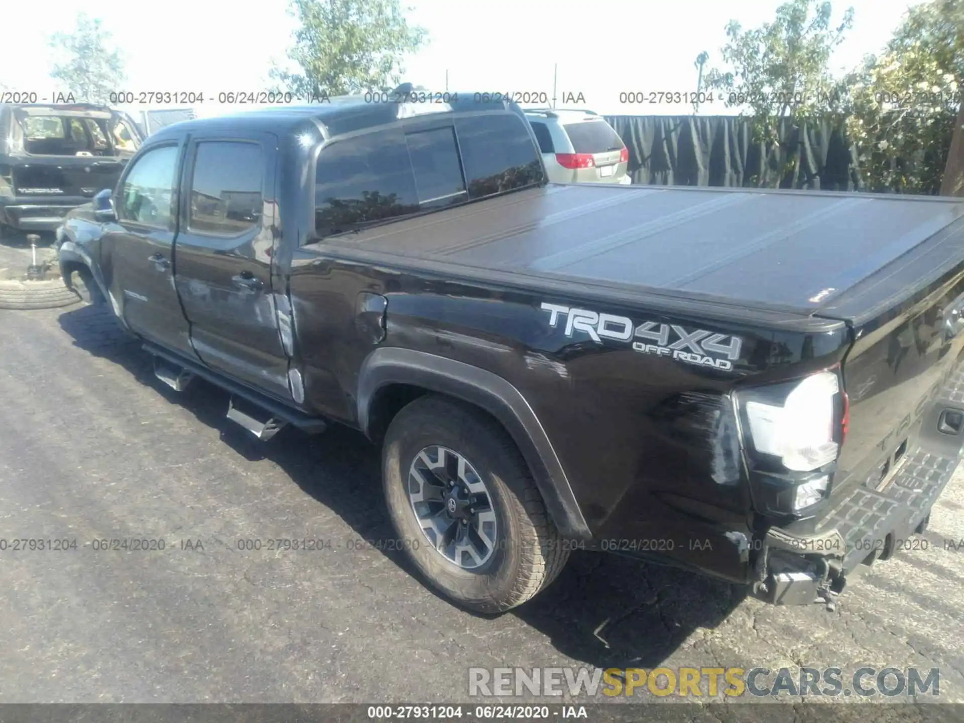 3 Photograph of a damaged car 3TMDZ5BN9KM069475 TOYOTA TACOMA 4WD 2019