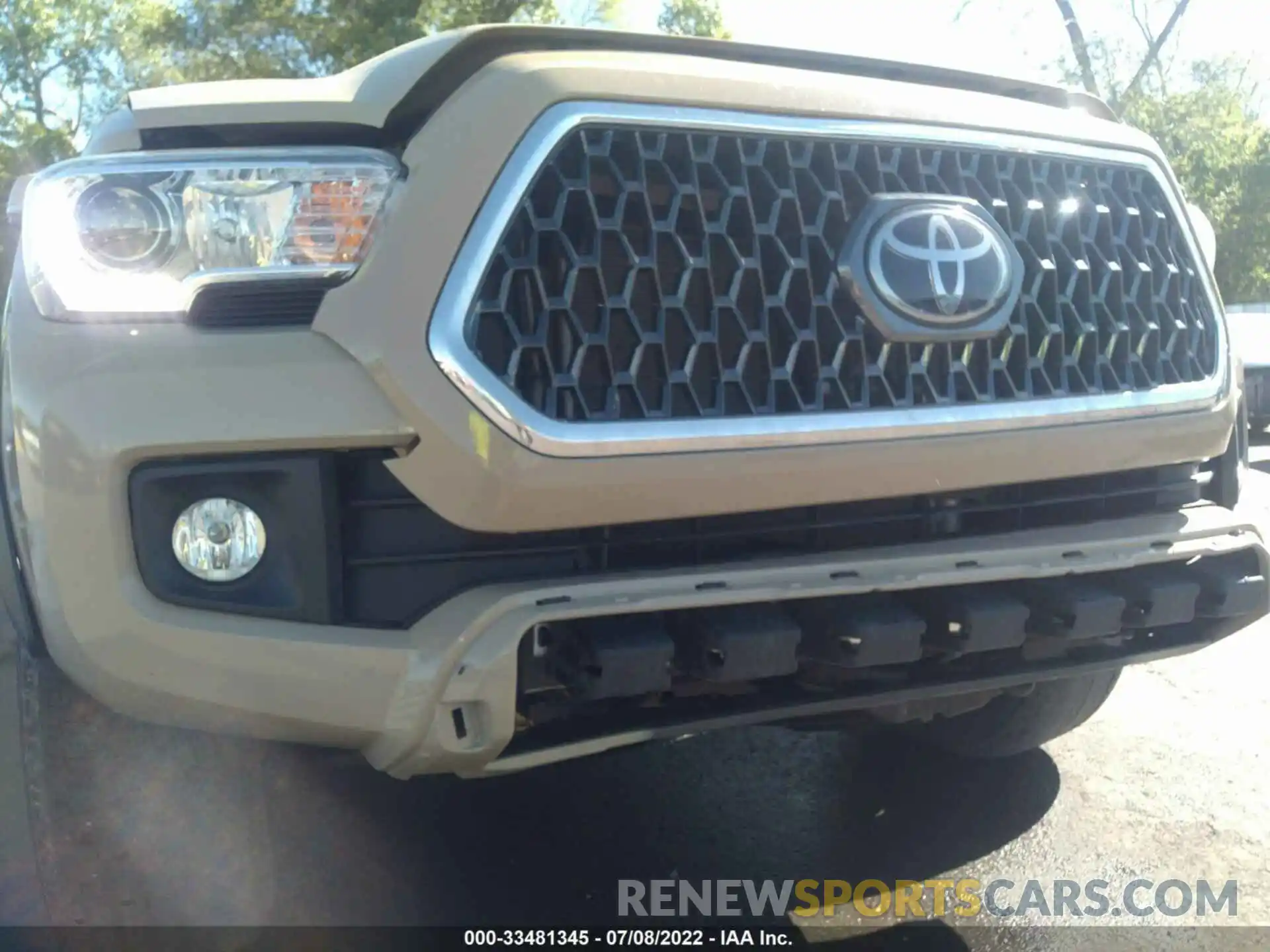 6 Photograph of a damaged car 3TMDZ5BN9KM077401 TOYOTA TACOMA 4WD 2019