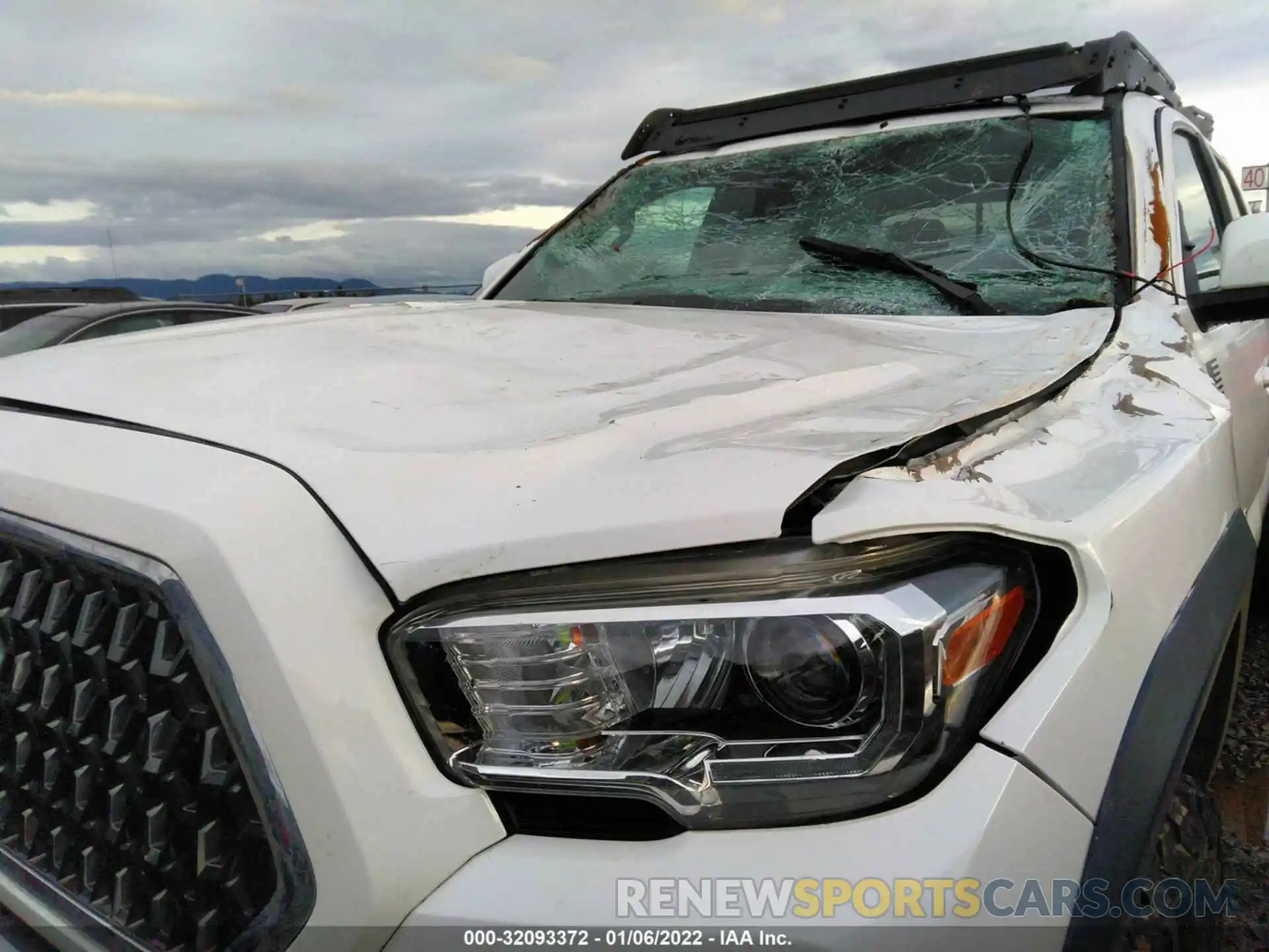 6 Photograph of a damaged car 3TMDZ5BN9KM079147 TOYOTA TACOMA 4WD 2019