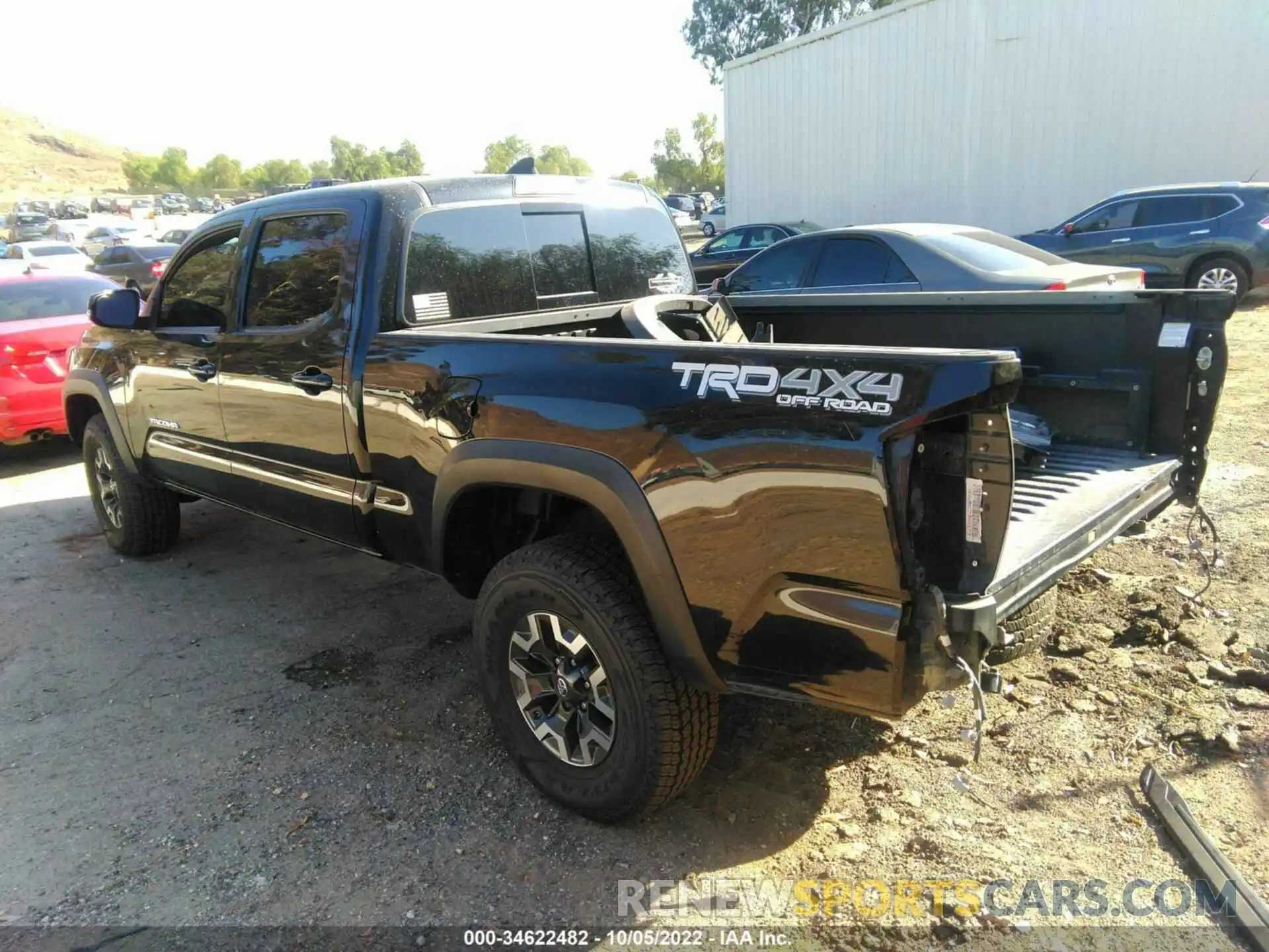 3 Photograph of a damaged car 3TMDZ5BNXKM058422 TOYOTA TACOMA 4WD 2019