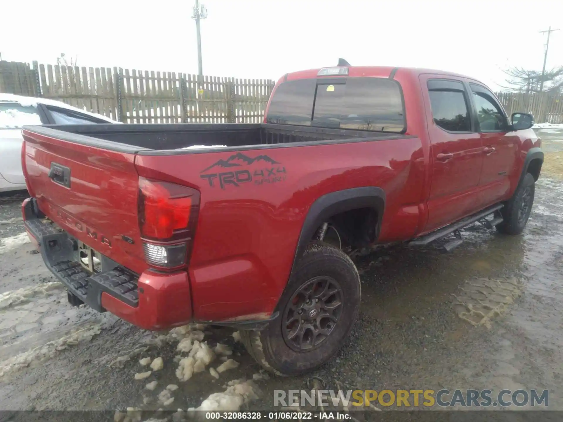 4 Photograph of a damaged car 3TMDZ5BNXKM071266 TOYOTA TACOMA 4WD 2019