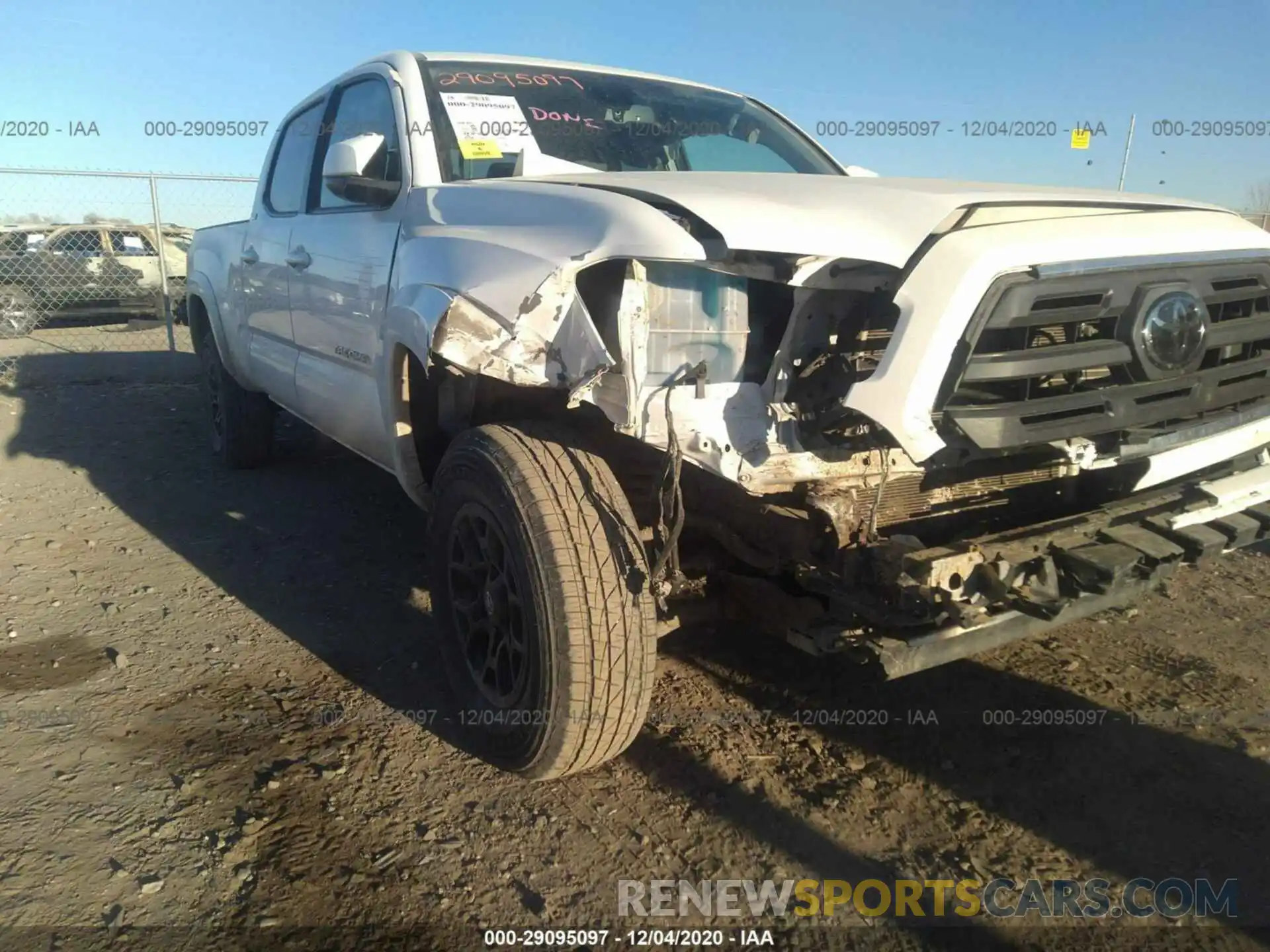 6 Фотография поврежденного автомобиля 3TMDZ5BNXKM075849 TOYOTA TACOMA 4WD 2019