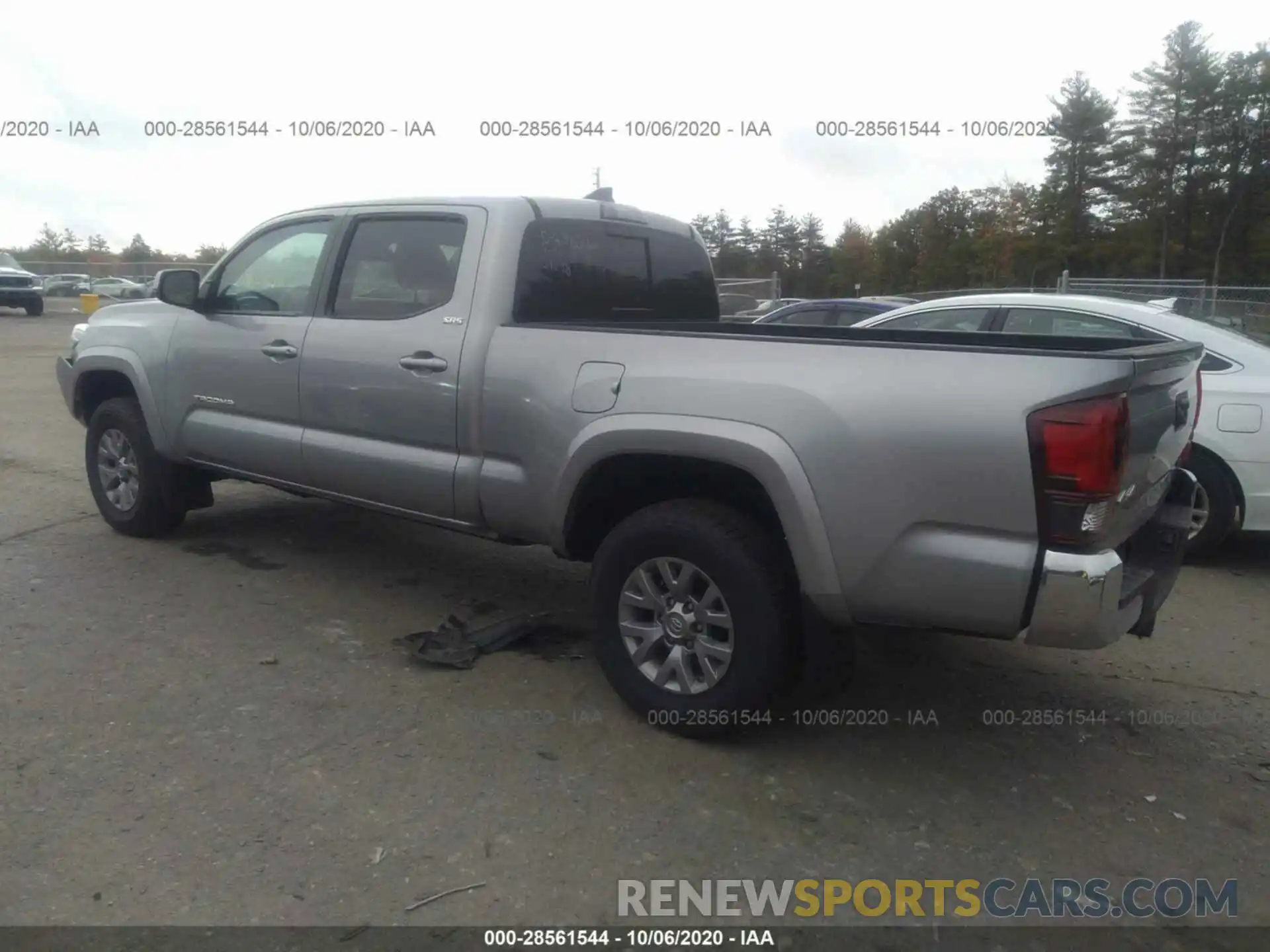 3 Photograph of a damaged car 3TMDZ5BNXKM078511 TOYOTA TACOMA 4WD 2019