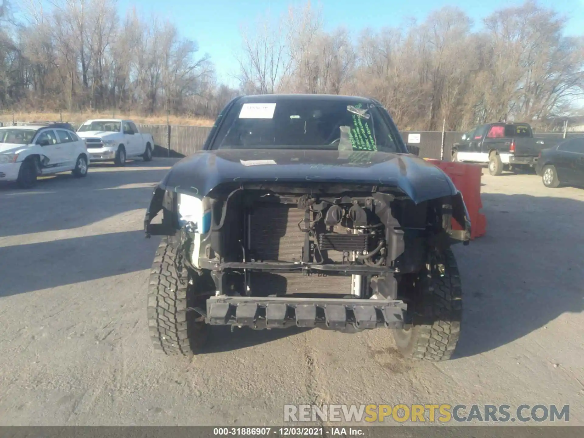 6 Фотография поврежденного автомобиля 3TMGZ5AN1KM215141 TOYOTA TACOMA 4WD 2019