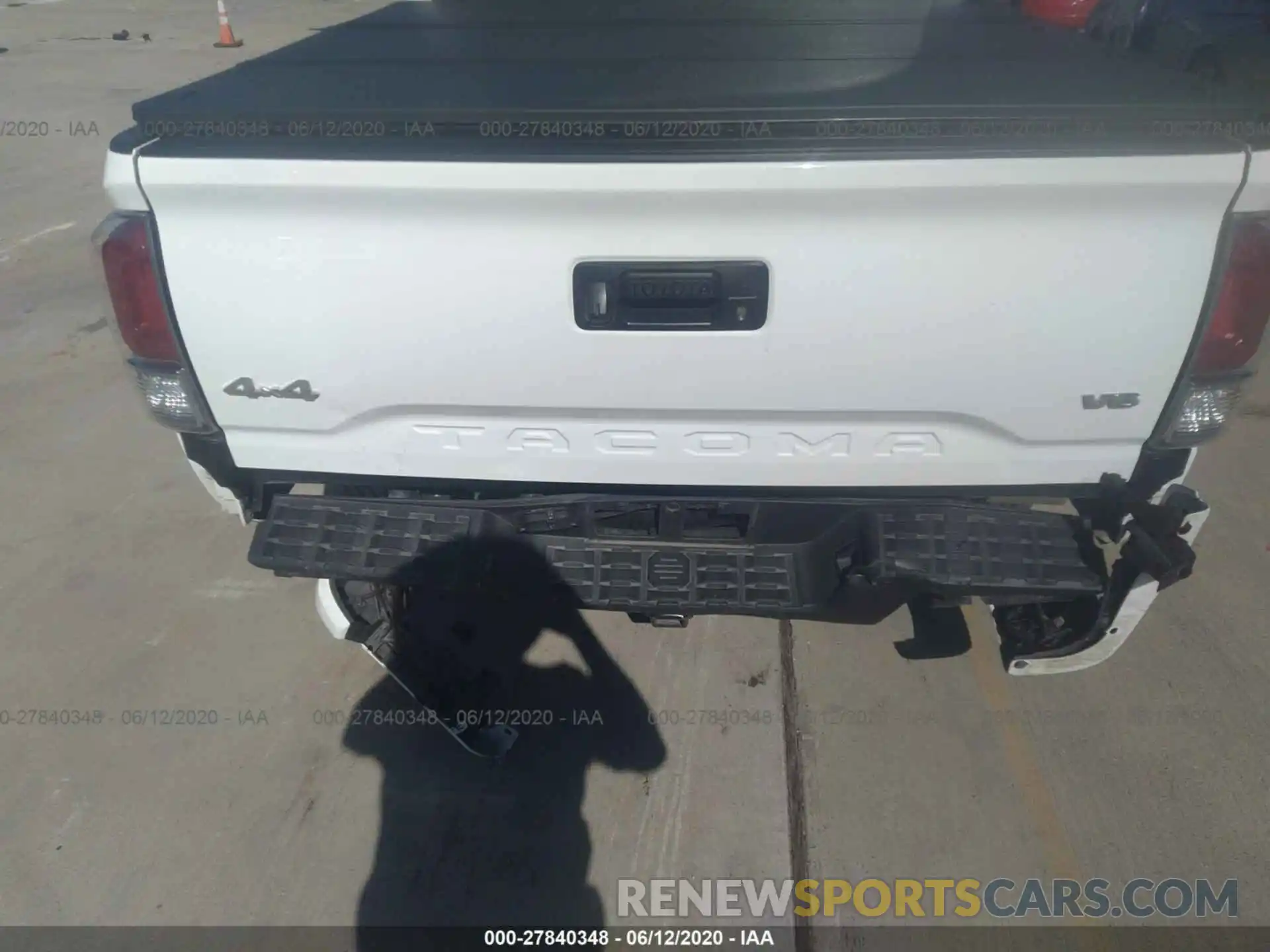 6 Photograph of a damaged car 3TMGZ5AN2KM254255 TOYOTA TACOMA 4WD 2019