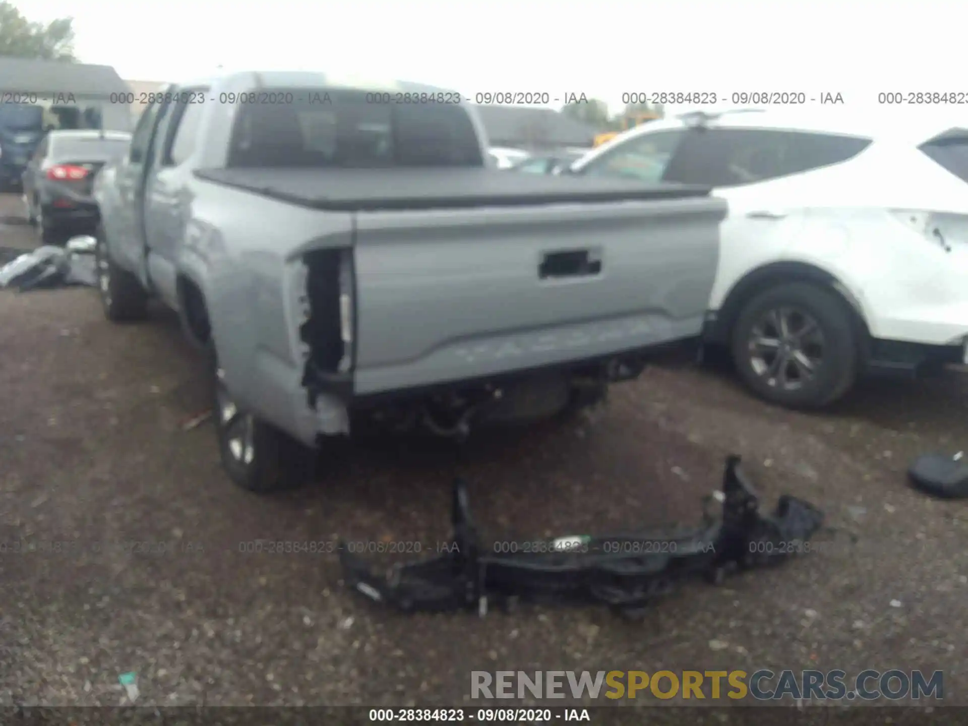 3 Photograph of a damaged car 3TMGZ5AN3KM241529 TOYOTA TACOMA 4WD 2019