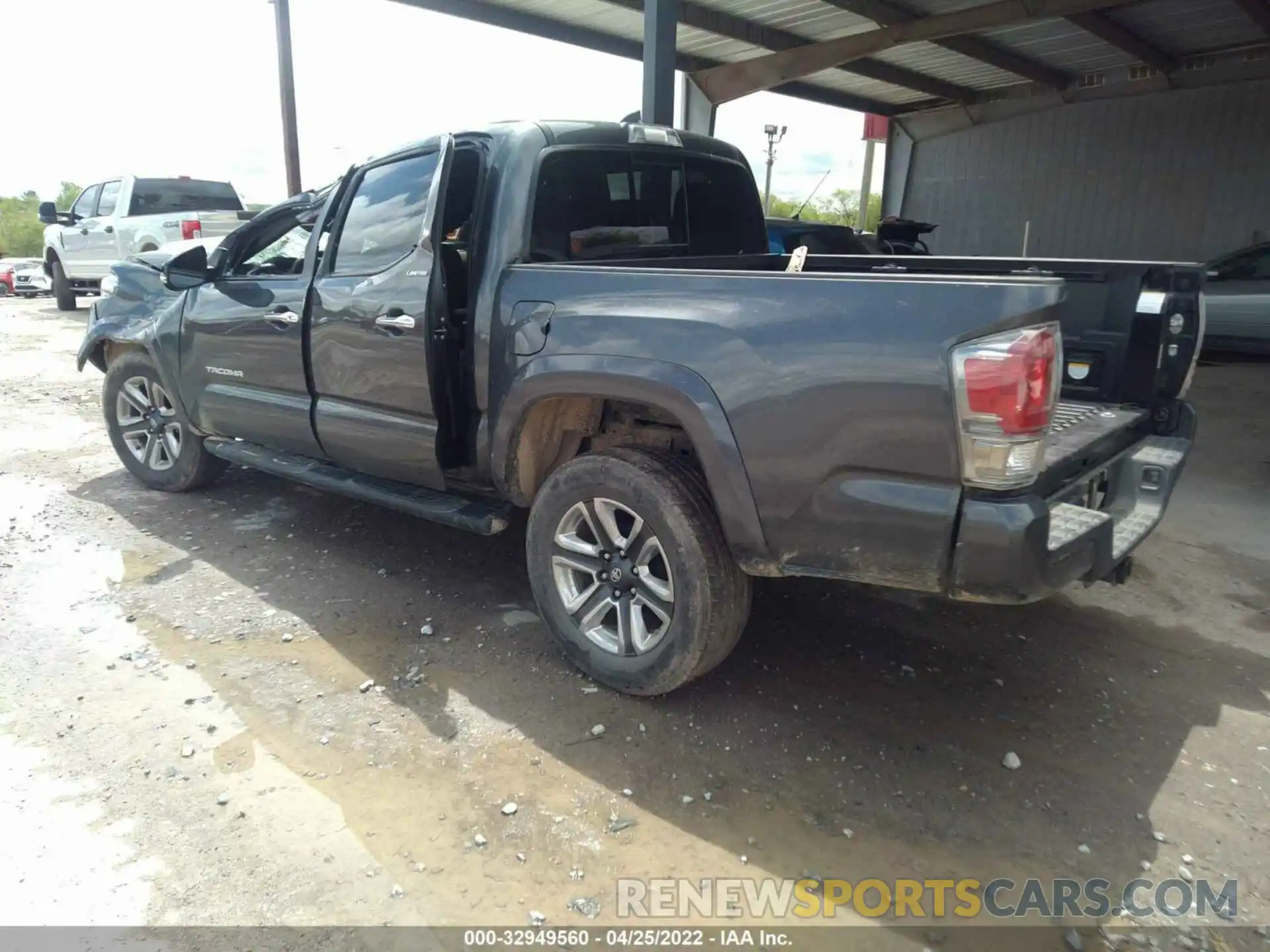 3 Photograph of a damaged car 3TMGZ5AN3KM262204 TOYOTA TACOMA 4WD 2019