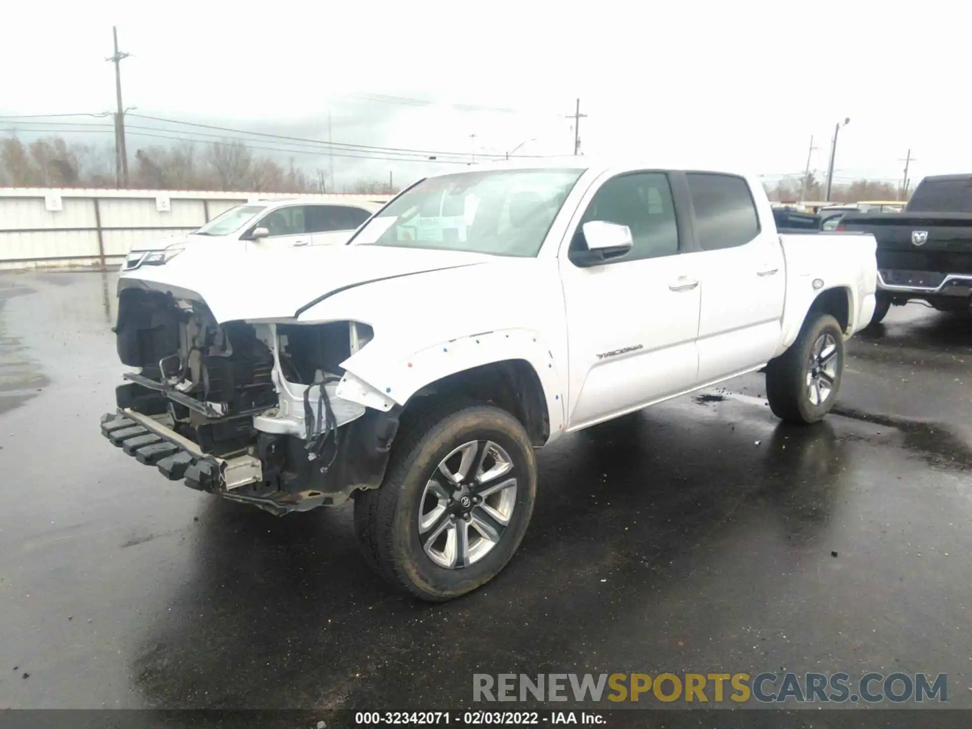 2 Photograph of a damaged car 3TMGZ5AN9KM190845 TOYOTA TACOMA 4WD 2019