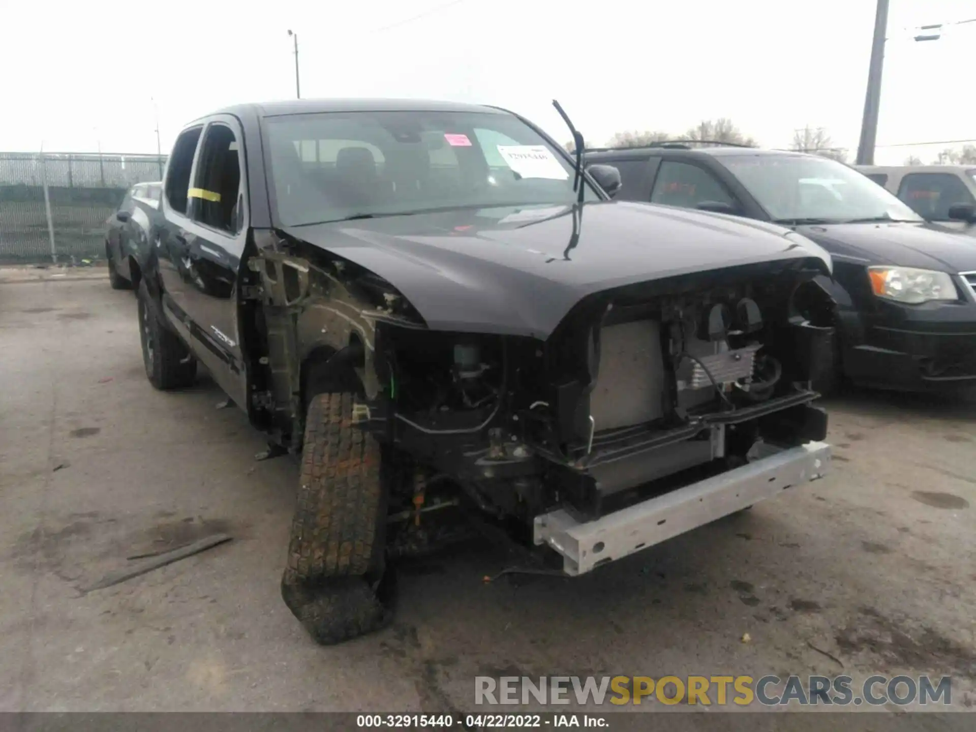 1 Photograph of a damaged car 3tmcz5an5km258699 TOYOTA TACOMA 4WD 2019