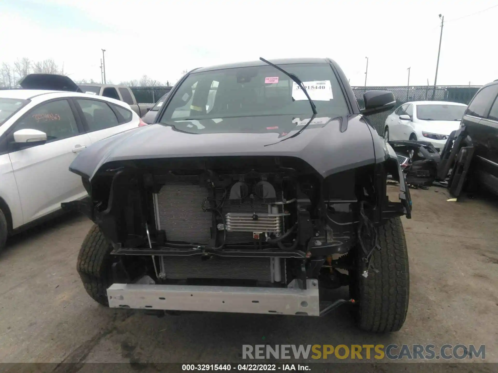 6 Photograph of a damaged car 3tmcz5an5km258699 TOYOTA TACOMA 4WD 2019