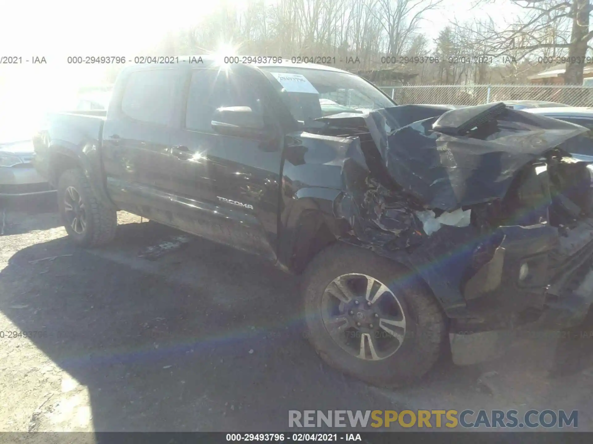 1 Photograph of a damaged car 5TFCZ5AN0KX167897 TOYOTA TACOMA 4WD 2019