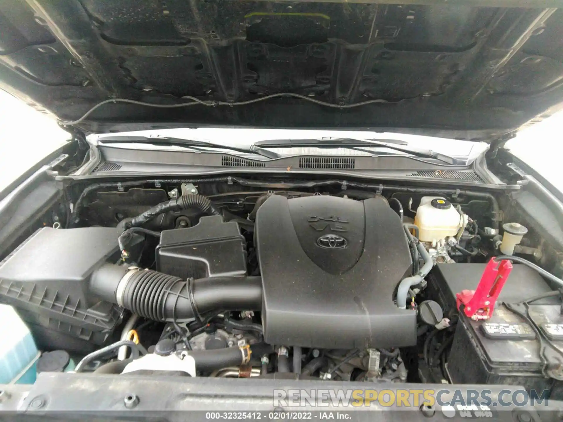 10 Photograph of a damaged car 5TFCZ5AN0KX172078 TOYOTA TACOMA 4WD 2019