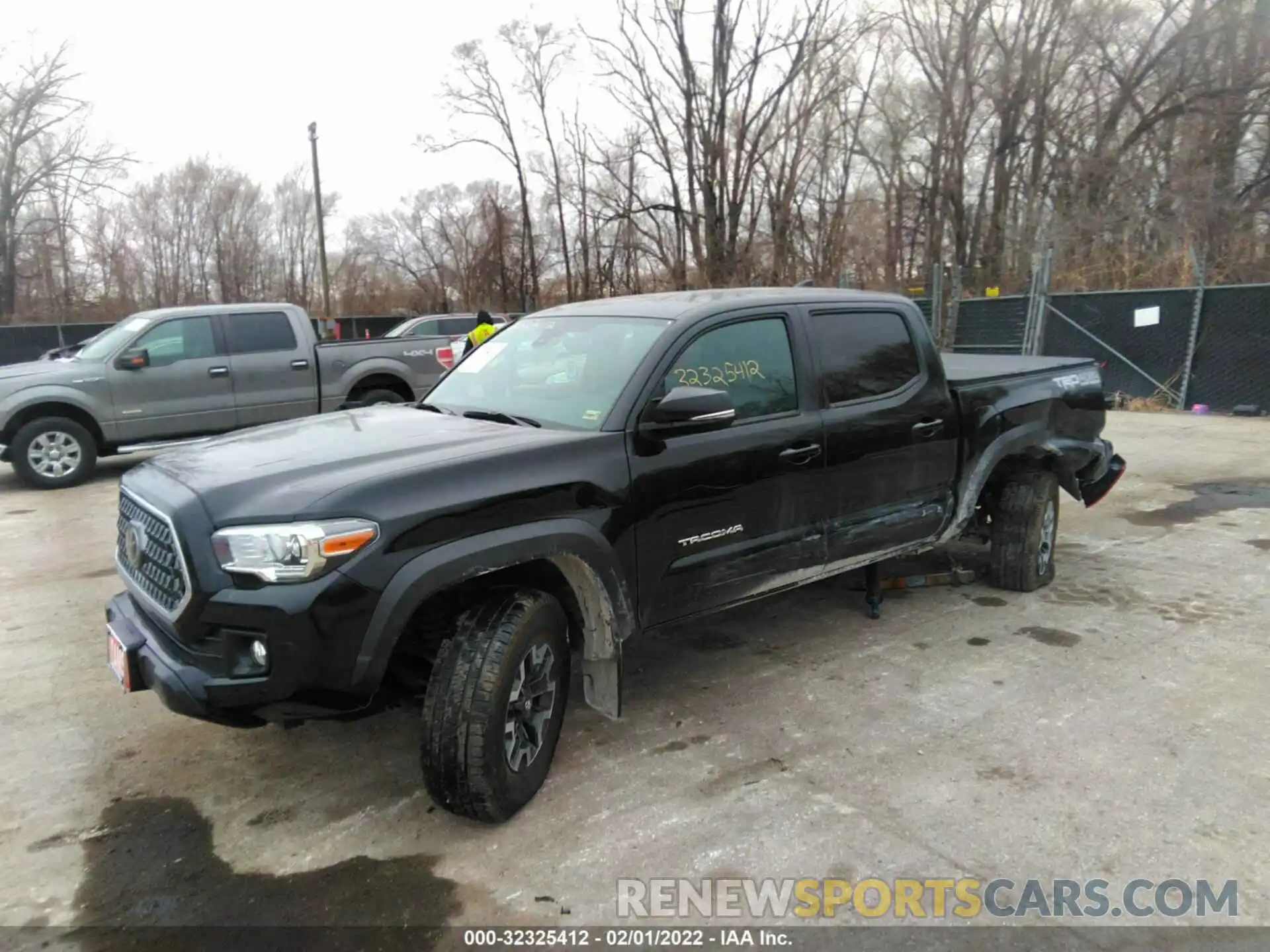 2 Photograph of a damaged car 5TFCZ5AN0KX172078 TOYOTA TACOMA 4WD 2019