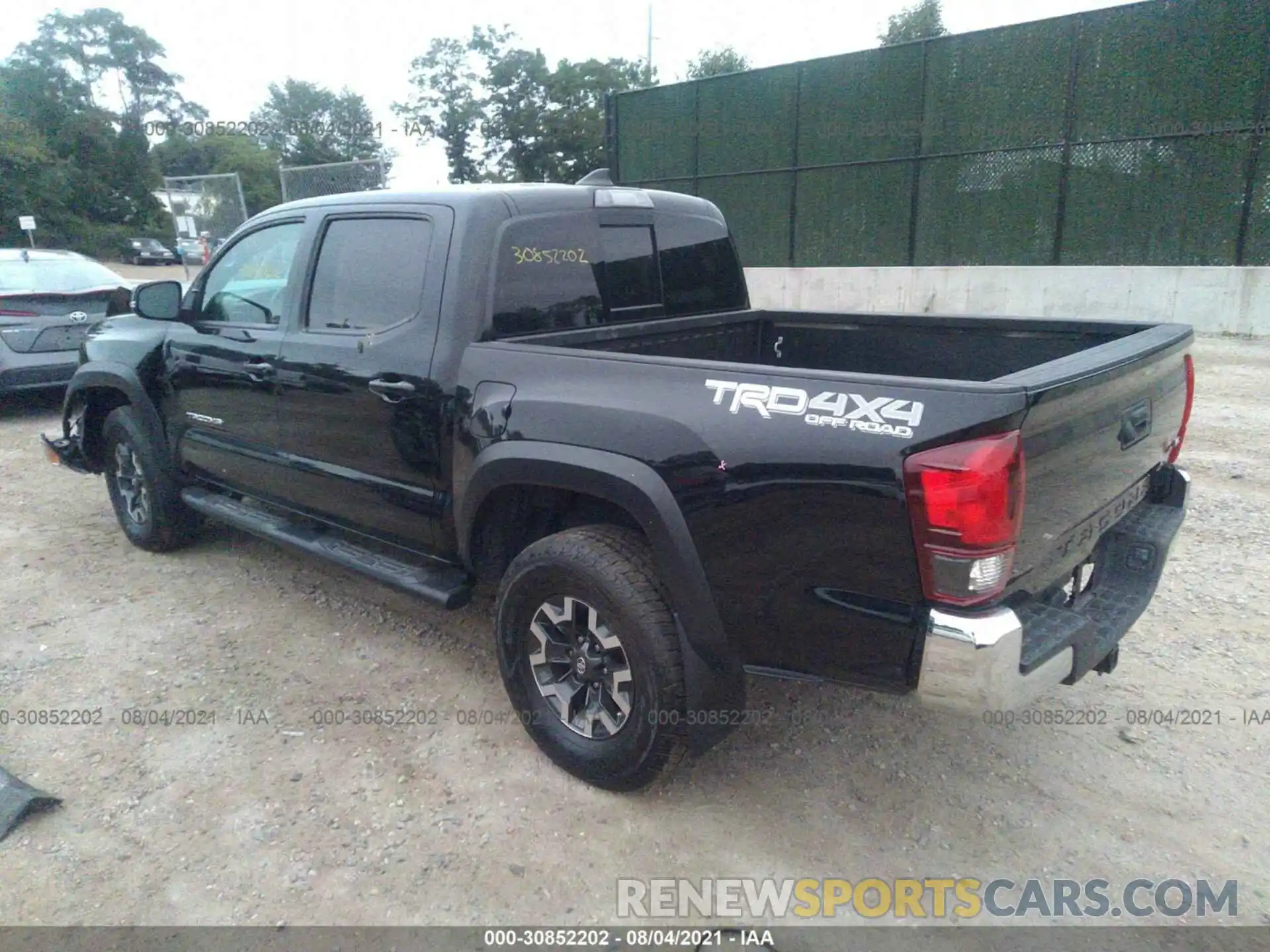 3 Photograph of a damaged car 5TFCZ5AN0KX174333 TOYOTA TACOMA 4WD 2019