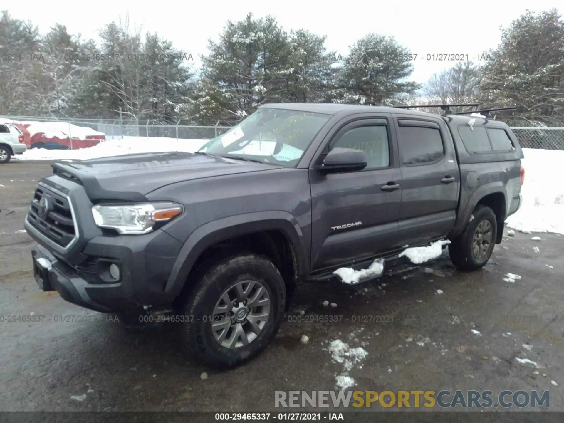 2 Фотография поврежденного автомобиля 5TFCZ5AN0KX176728 TOYOTA TACOMA 4WD 2019