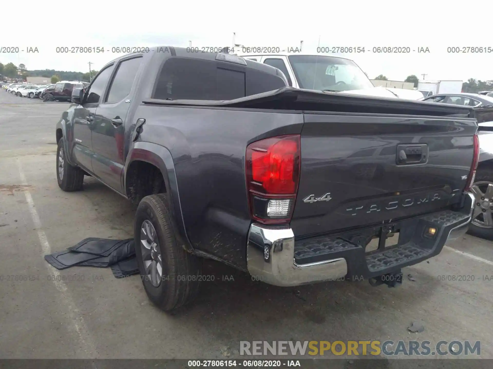 3 Photograph of a damaged car 5TFCZ5AN0KX177801 TOYOTA TACOMA 4WD 2019