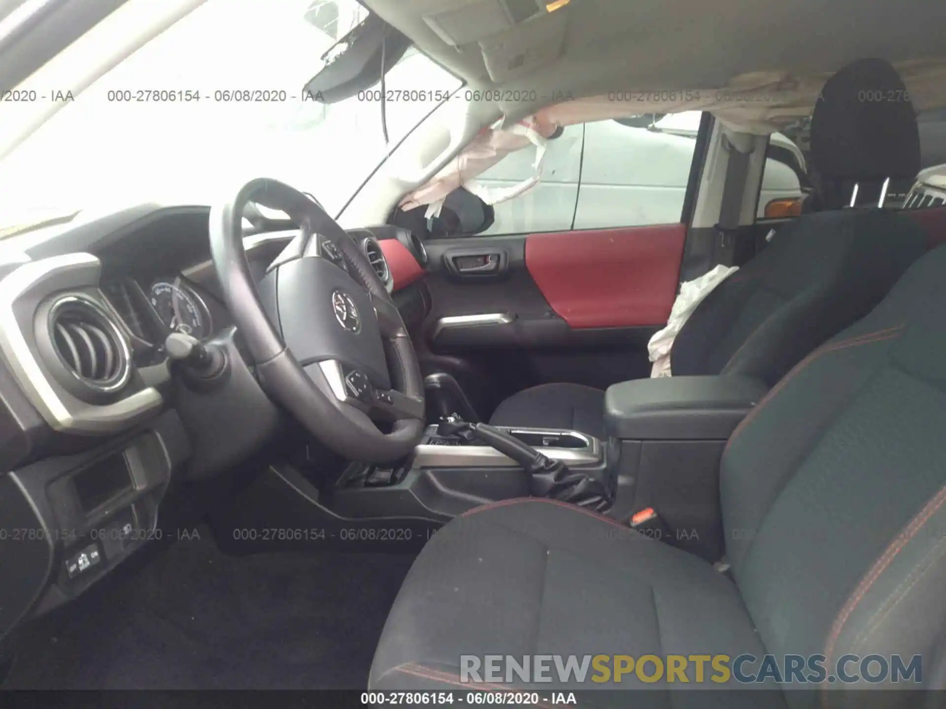 5 Photograph of a damaged car 5TFCZ5AN0KX177801 TOYOTA TACOMA 4WD 2019