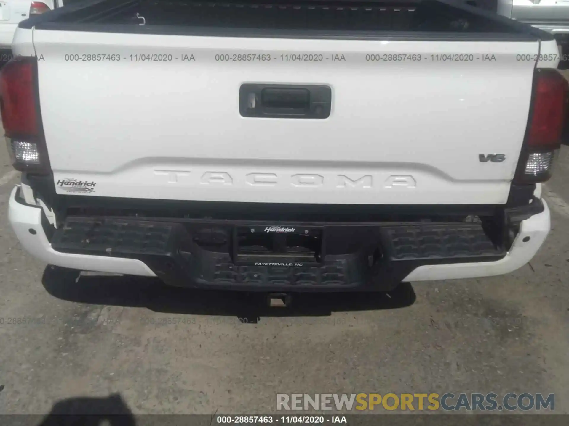 6 Photograph of a damaged car 5TFCZ5AN0KX180388 TOYOTA TACOMA 4WD 2019