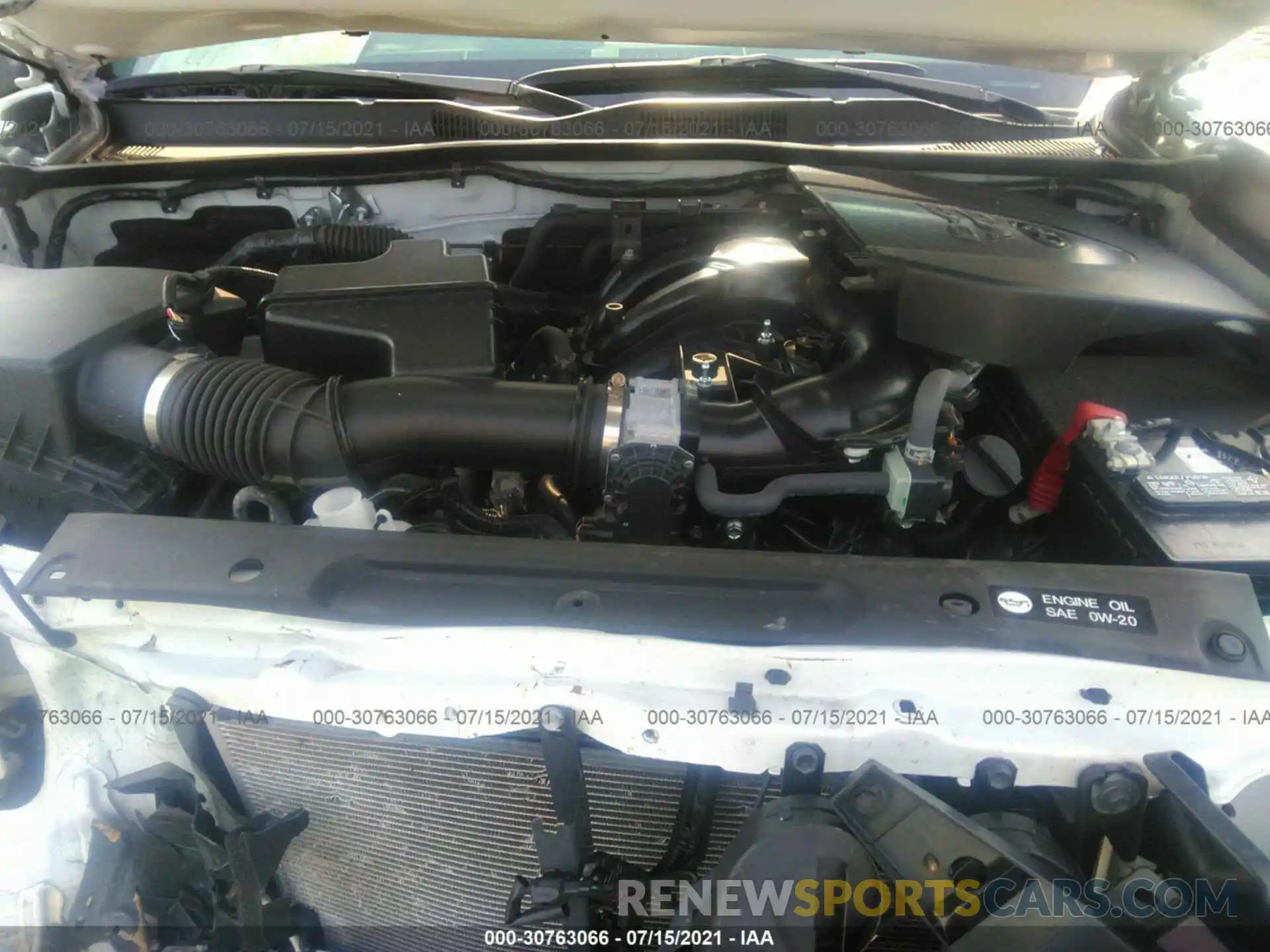 10 Photograph of a damaged car 5TFCZ5AN0KX180990 TOYOTA TACOMA 4WD 2019