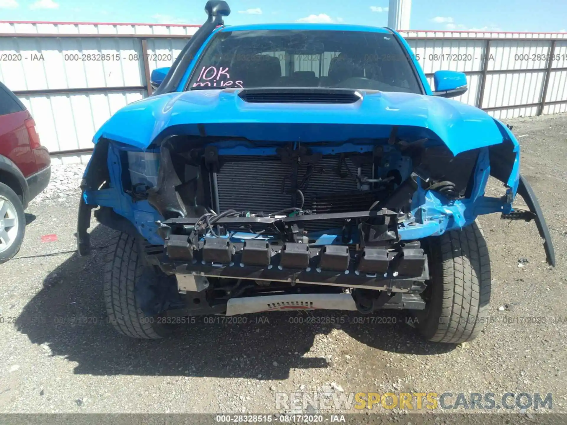 6 Photograph of a damaged car 5TFCZ5AN0KX184215 TOYOTA TACOMA 4WD 2019