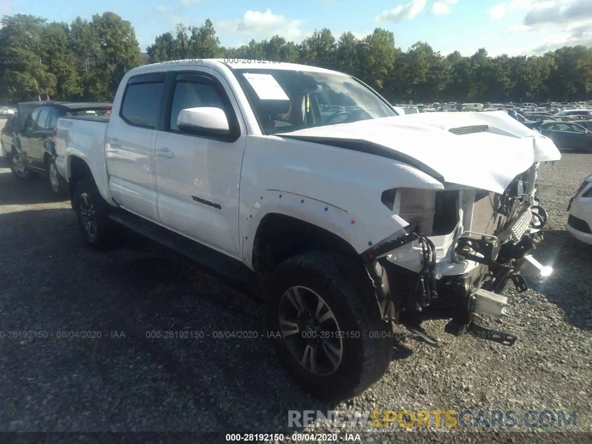 1 Photograph of a damaged car 5TFCZ5AN0KX207606 TOYOTA TACOMA 4WD 2019