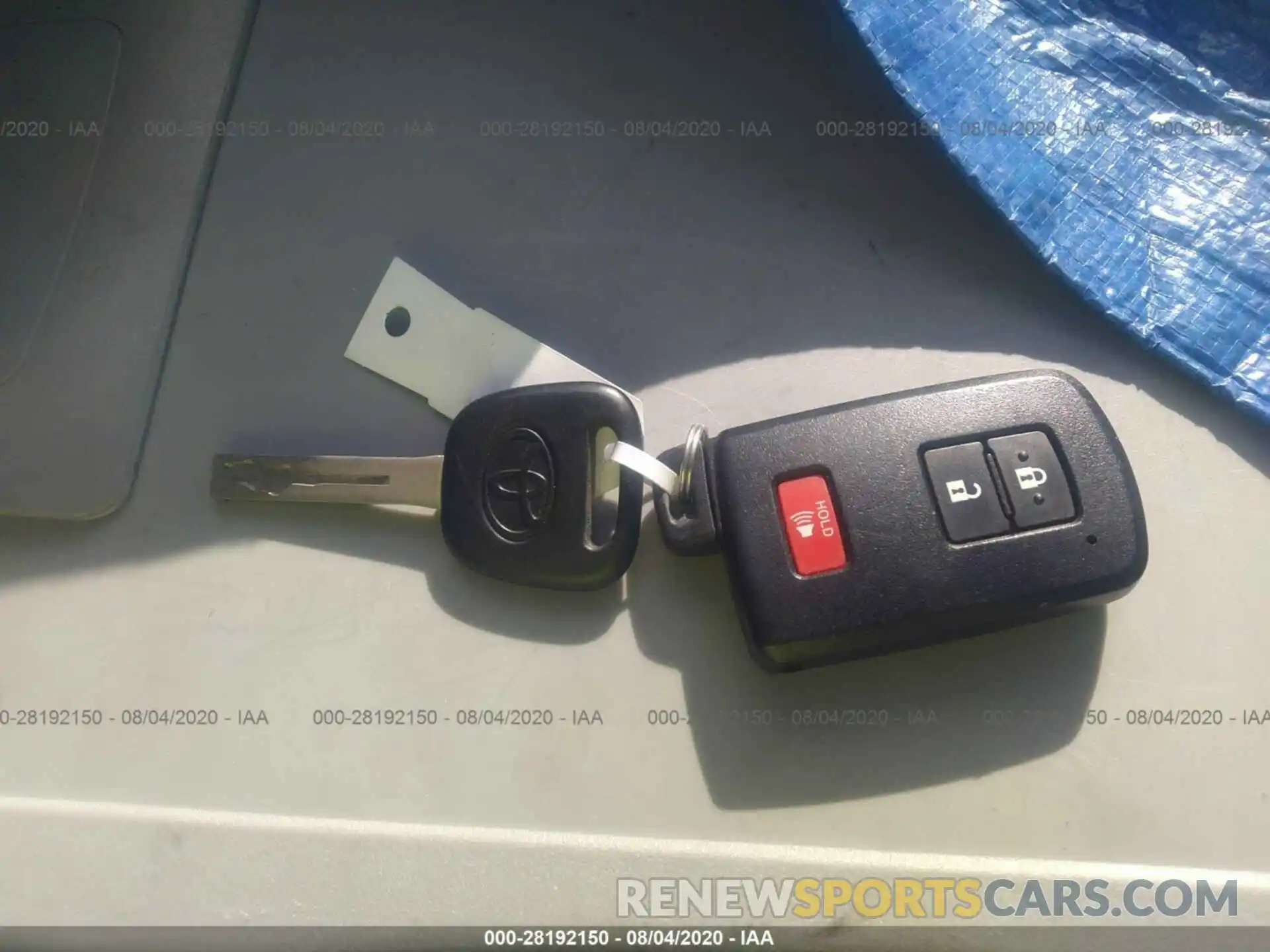 11 Photograph of a damaged car 5TFCZ5AN0KX207606 TOYOTA TACOMA 4WD 2019