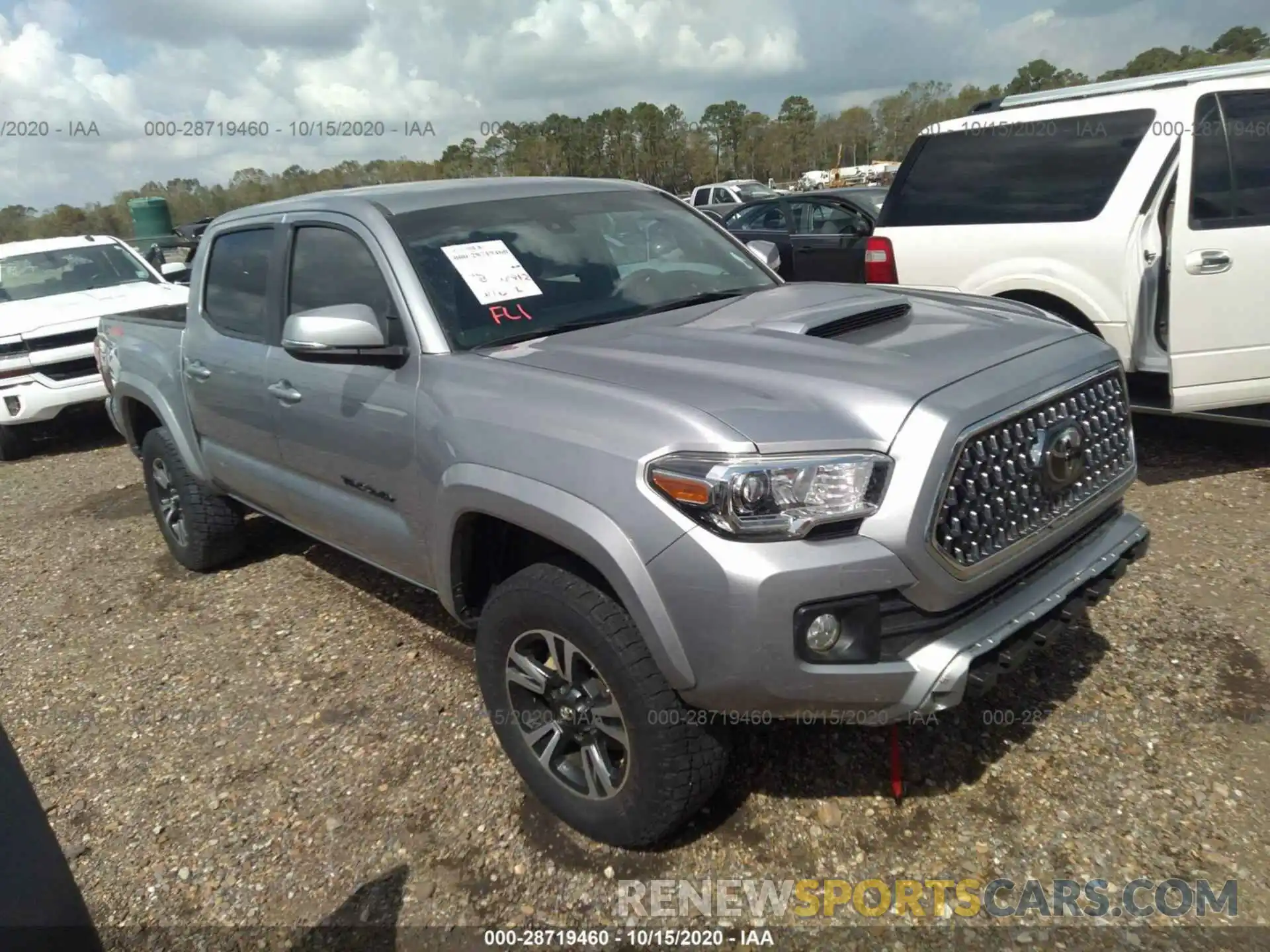 1 Photograph of a damaged car 5TFCZ5AN0KX210747 TOYOTA TACOMA 4WD 2019