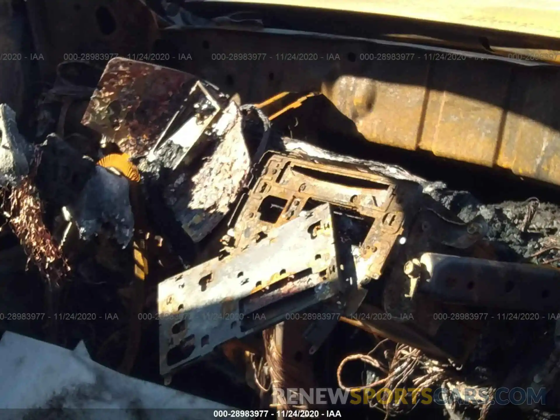 7 Photograph of a damaged car 5TFCZ5AN1KX210773 TOYOTA TACOMA 4WD 2019