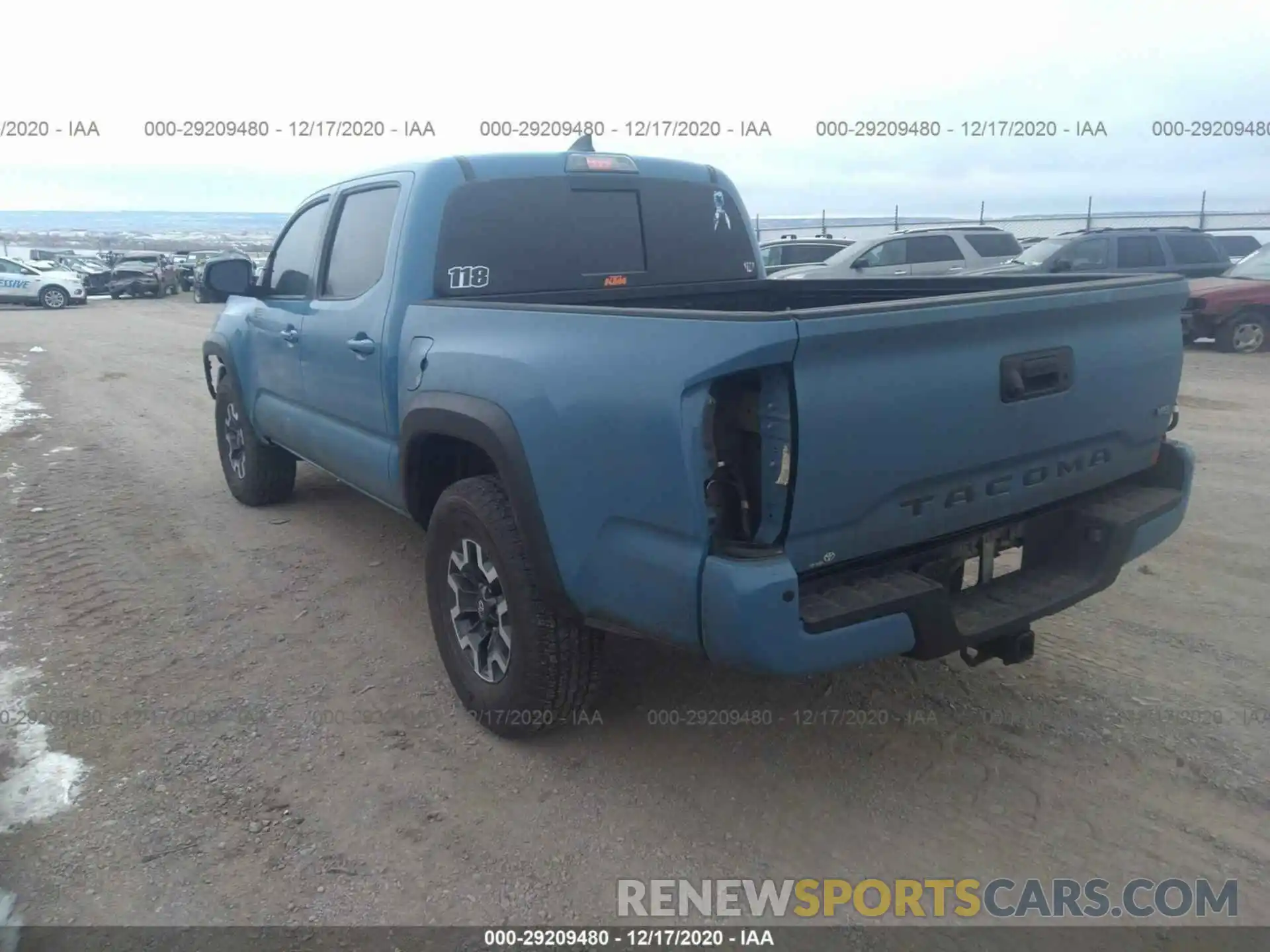 3 Photograph of a damaged car 5TFCZ5AN2KX183454 TOYOTA TACOMA 4WD 2019