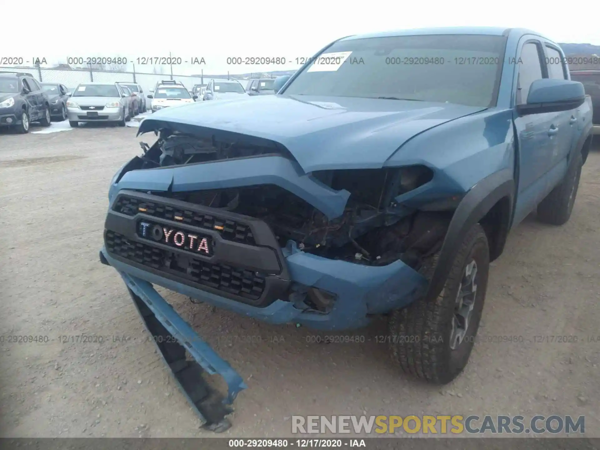 6 Фотография поврежденного автомобиля 5TFCZ5AN2KX183454 TOYOTA TACOMA 4WD 2019