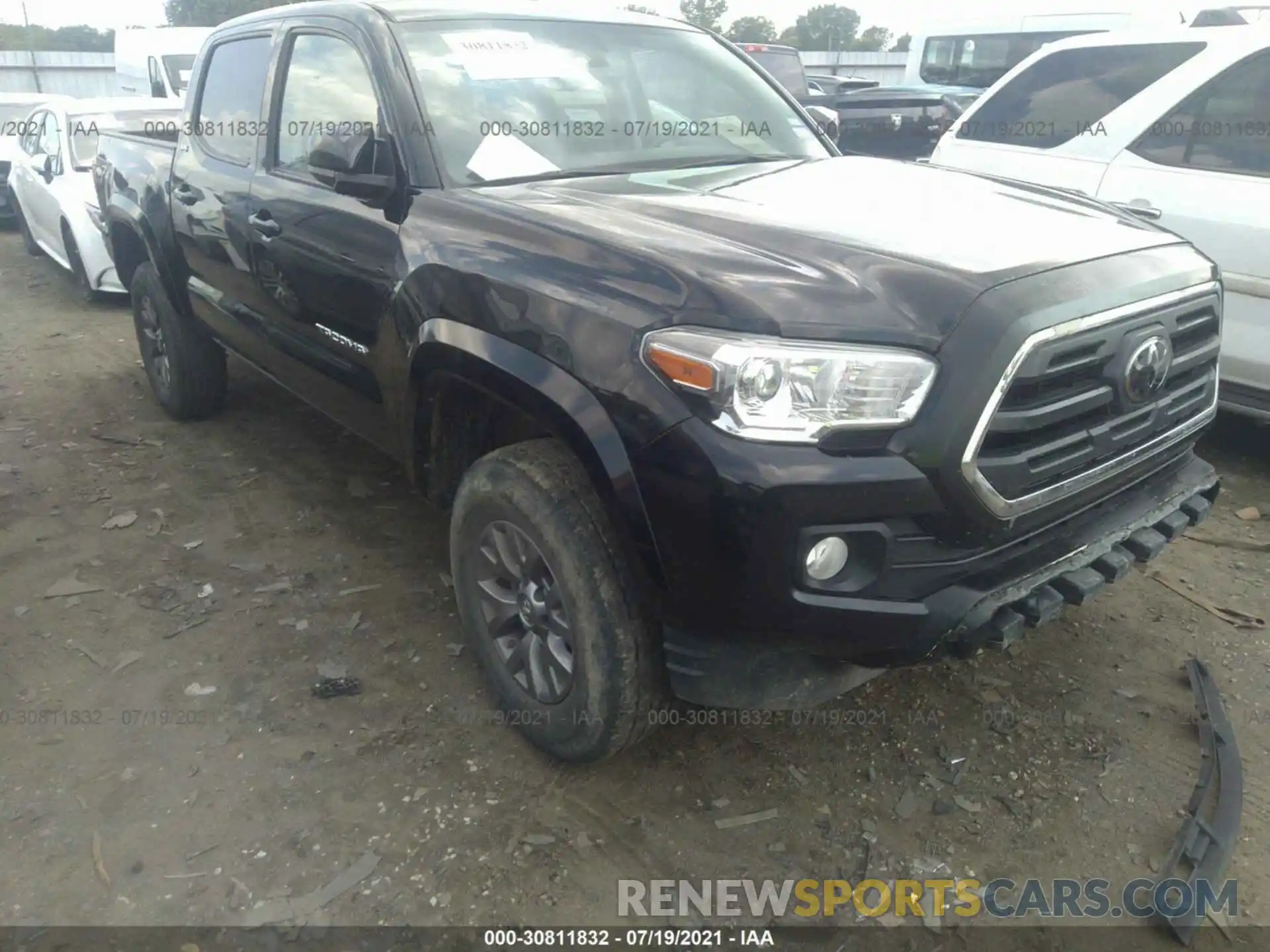 1 Photograph of a damaged car 5TFCZ5AN2KX190291 TOYOTA TACOMA 4WD 2019