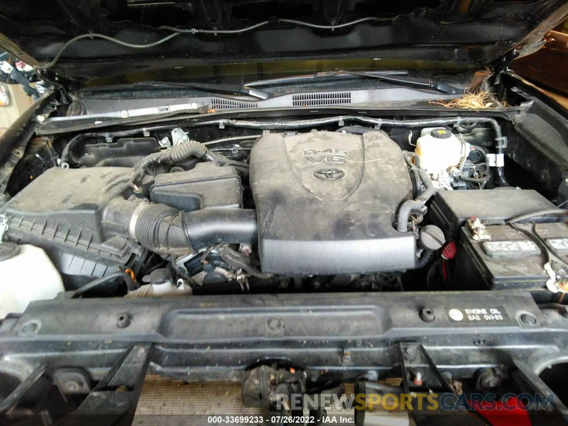 10 Photograph of a damaged car 5TFCZ5AN3KX193779 TOYOTA TACOMA 4WD 2019