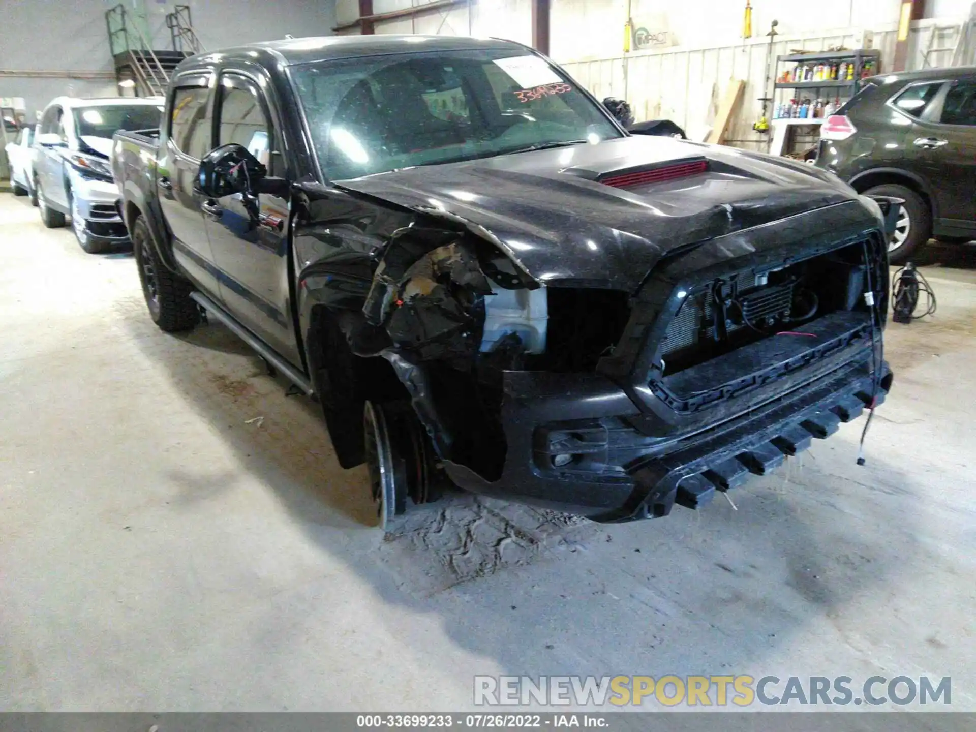 6 Photograph of a damaged car 5TFCZ5AN3KX193779 TOYOTA TACOMA 4WD 2019