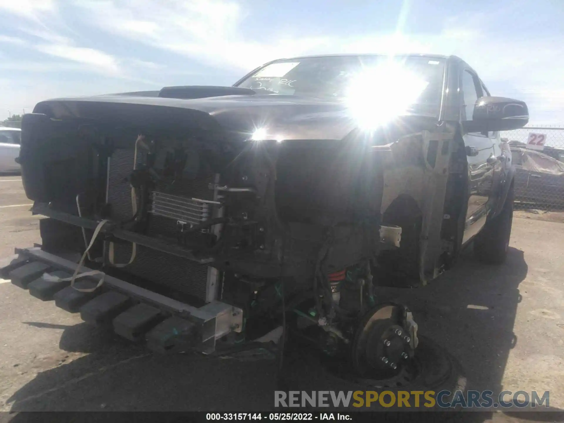 6 Photograph of a damaged car 5TFCZ5AN3KX200343 TOYOTA TACOMA 4WD 2019